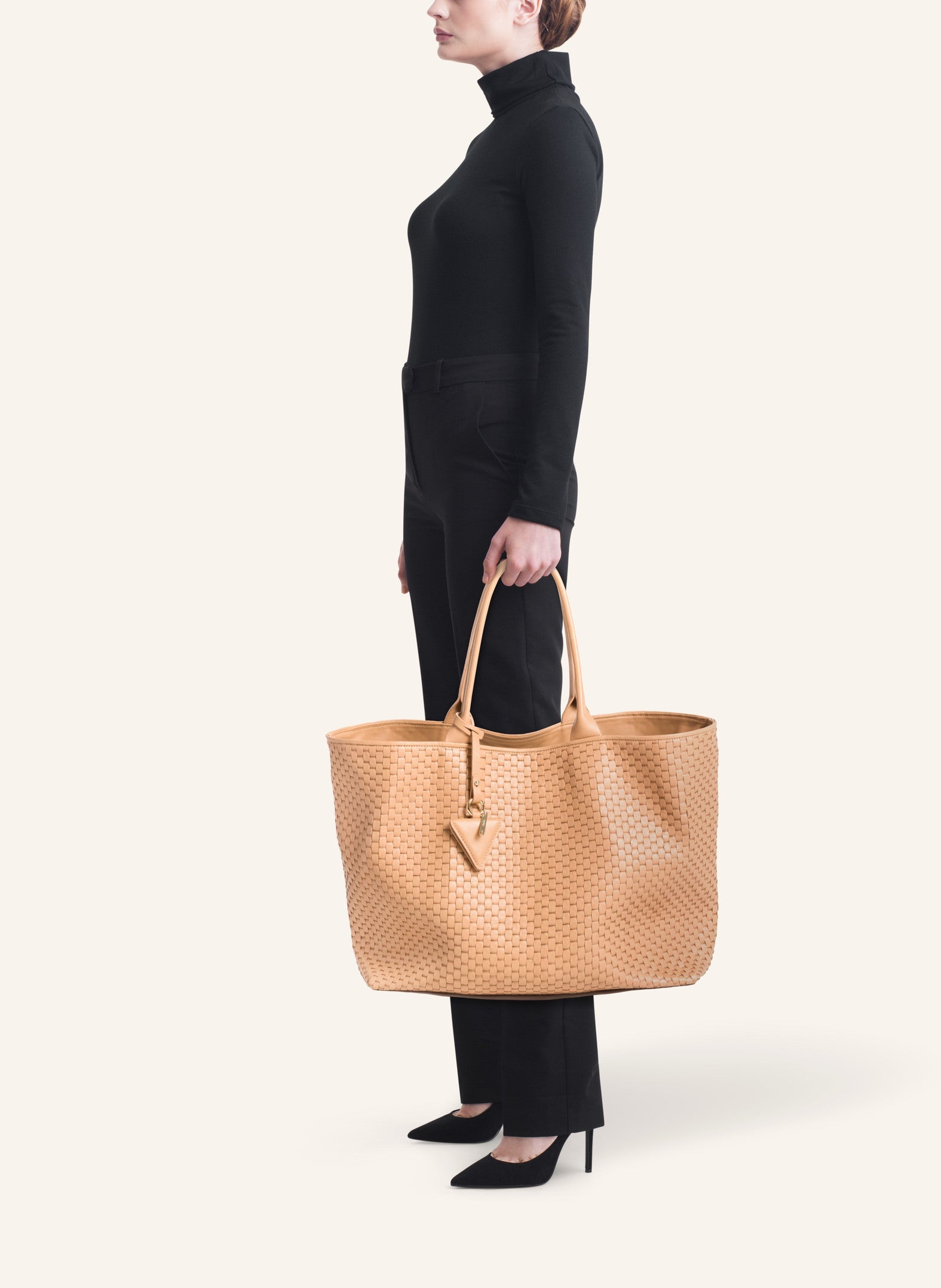 '60' Large Tote Bag Camel