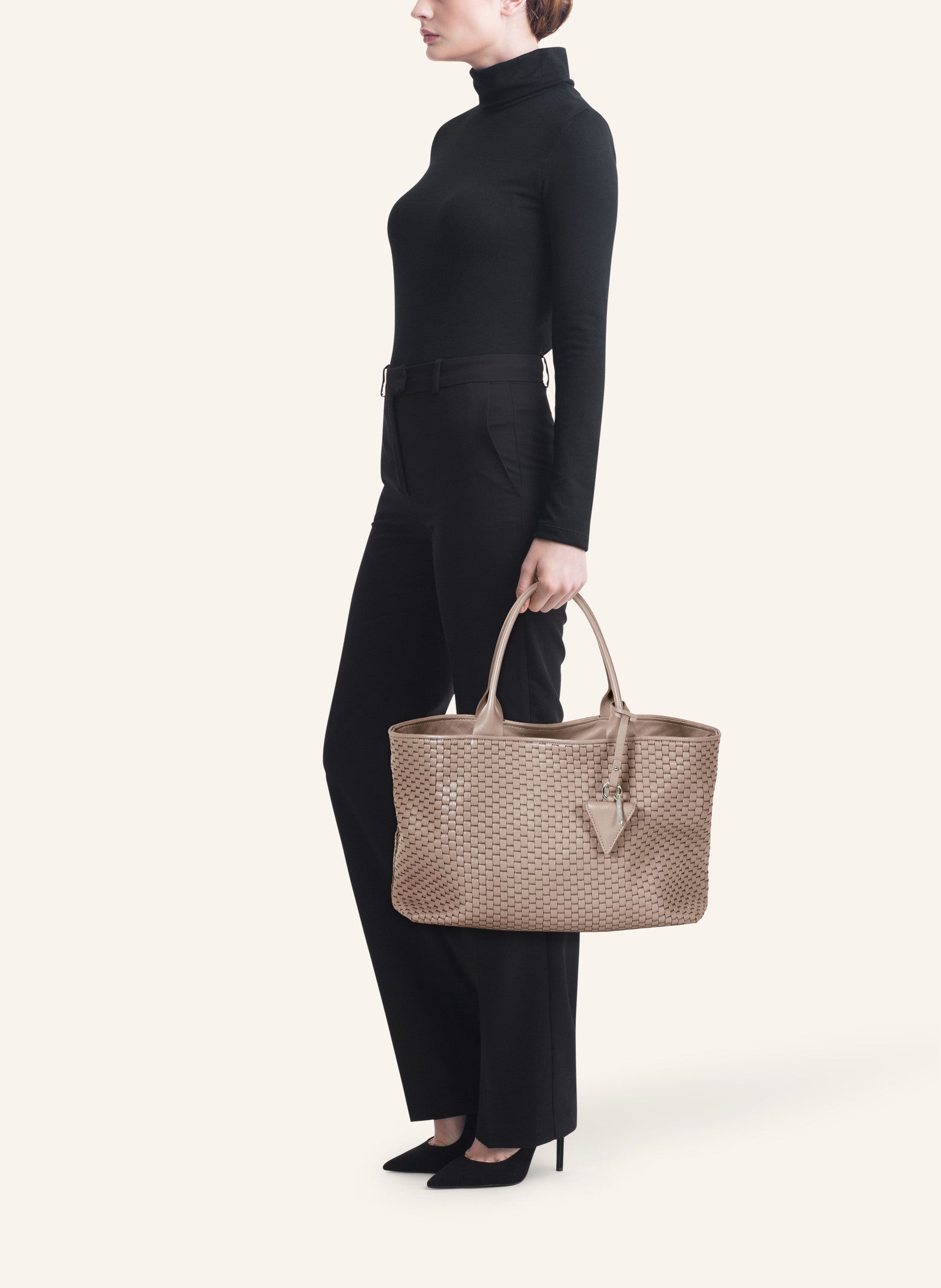 '60' Medium Tote Bag Acacia