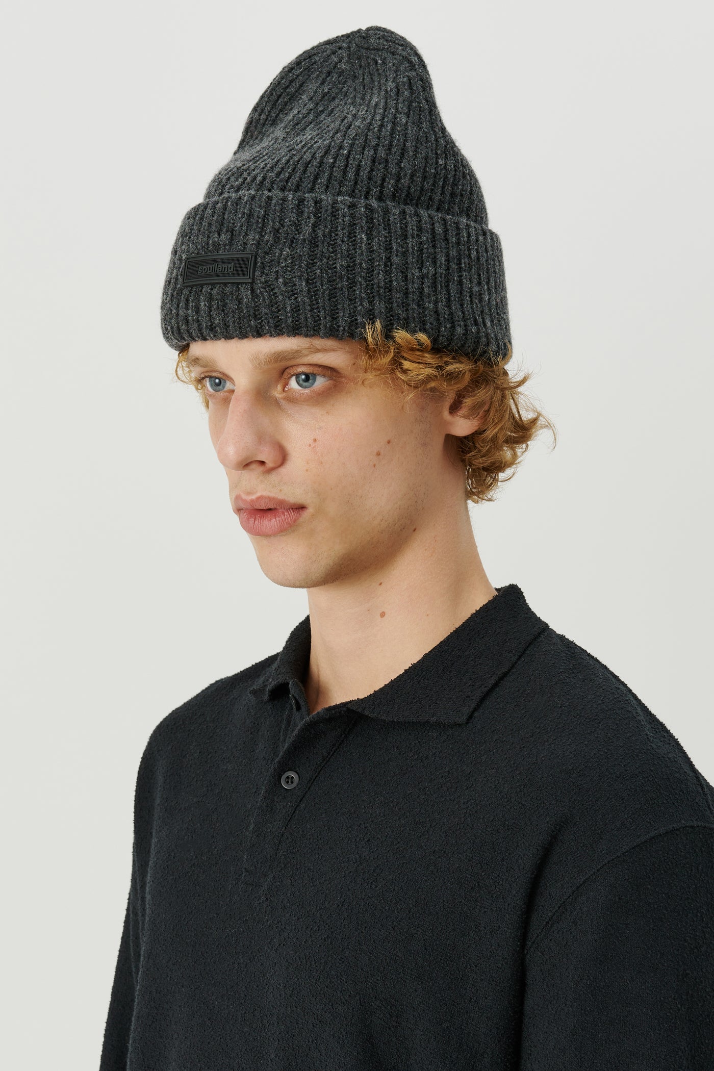 SOULLAND-OUTLET-SALE-Misha-Beanie-Accessoires-OS-Charcoal-ARCHIVE-COLLECTION.jpg