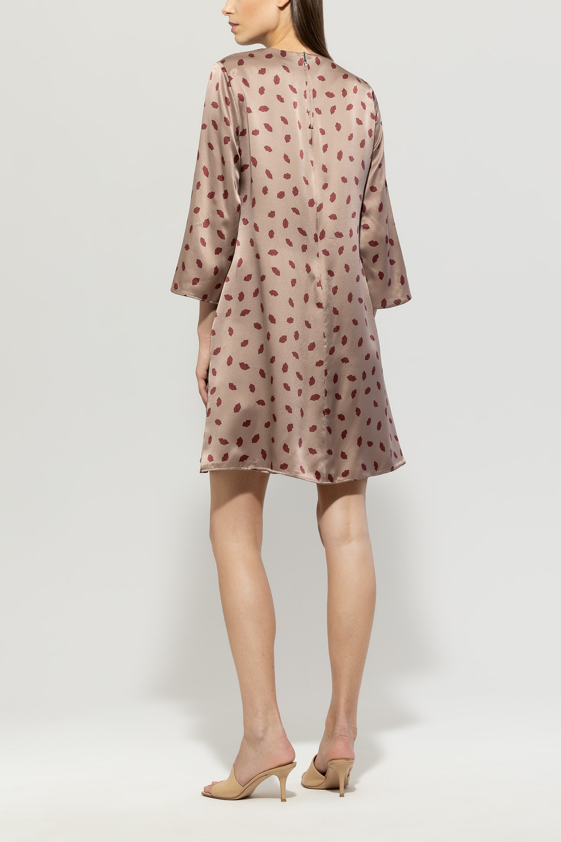 Luisa Cerano-Seidenkleid mit Lips-Print-Kleider & Röcke-Black-Deal-Outlet-by-ARCHIVIST