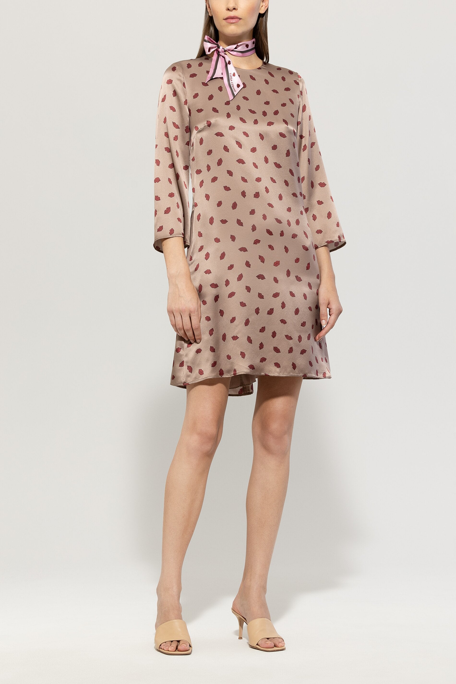 Luisa Cerano-Seidenkleid mit Lips-Print-Kleider & Röcke-Black-Deal-Outlet-by-ARCHIVIST