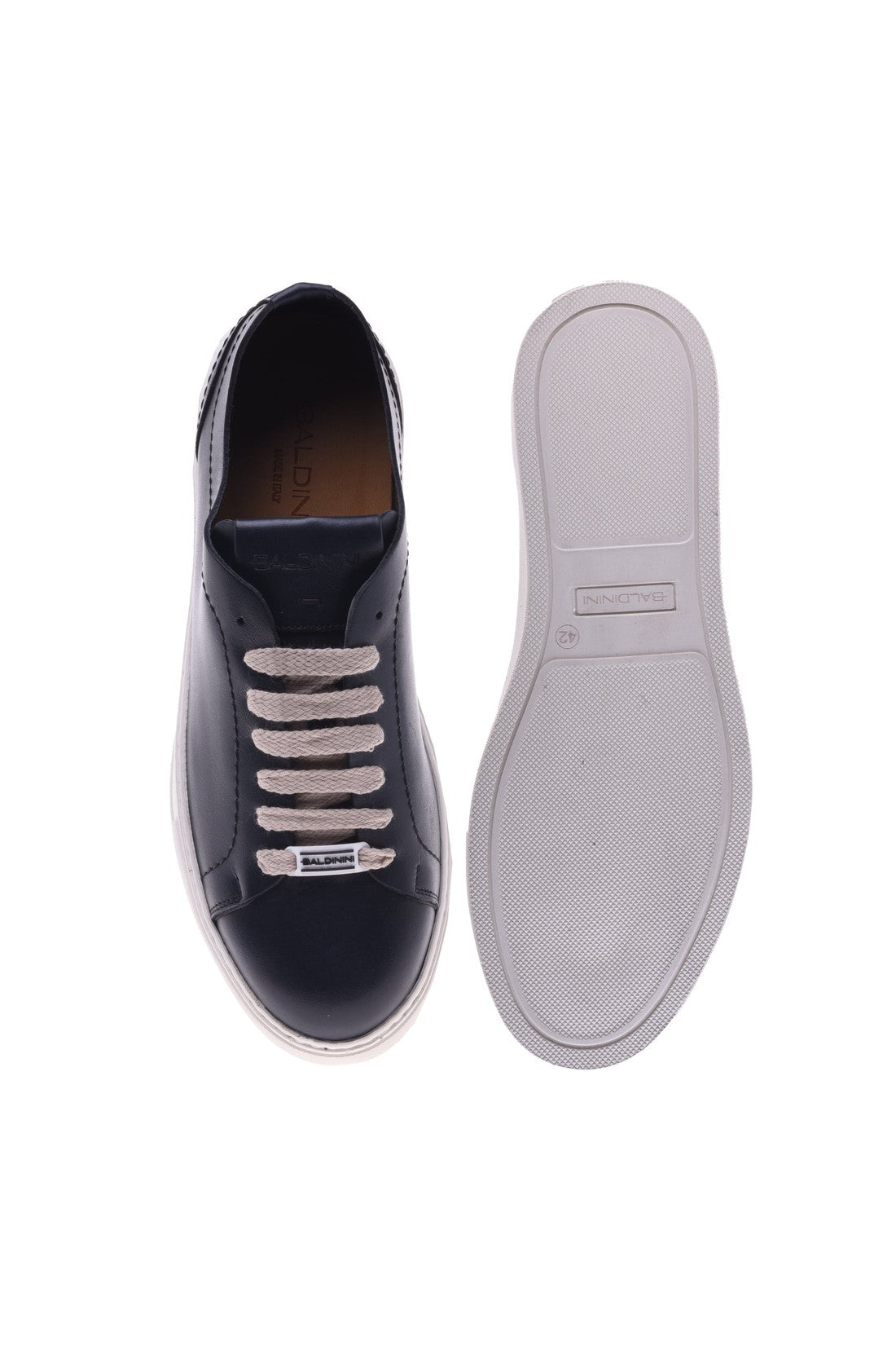 Sneaker in blue calfskin