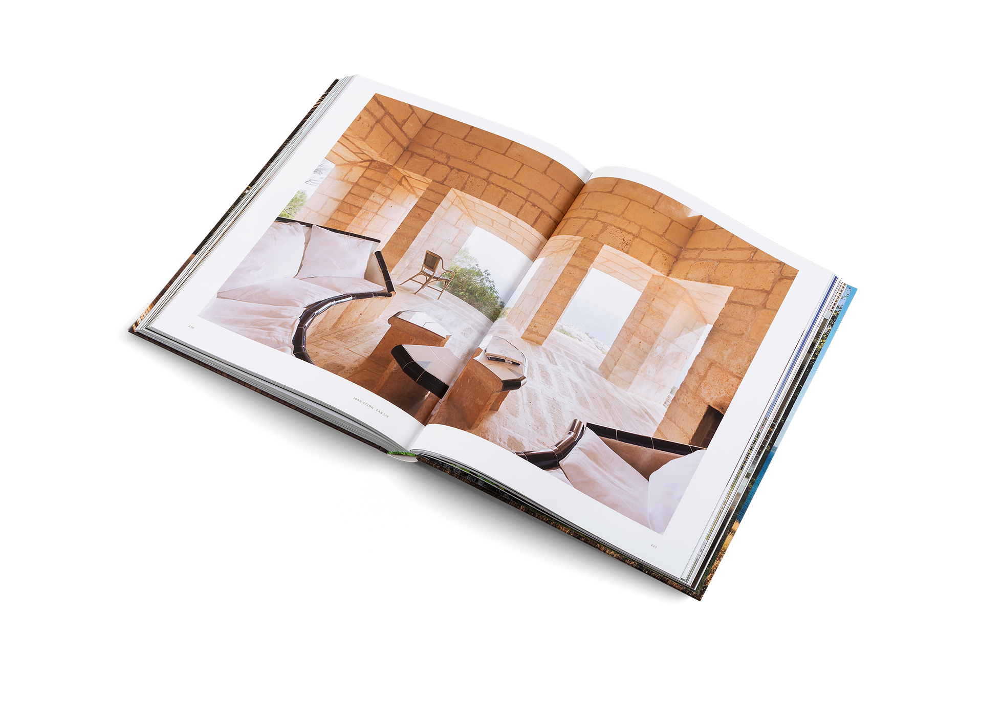 Gestalten Eu Shop-Sublime Hideaways-Book-Black-Deal-Outlet-by-ARCHIVIST