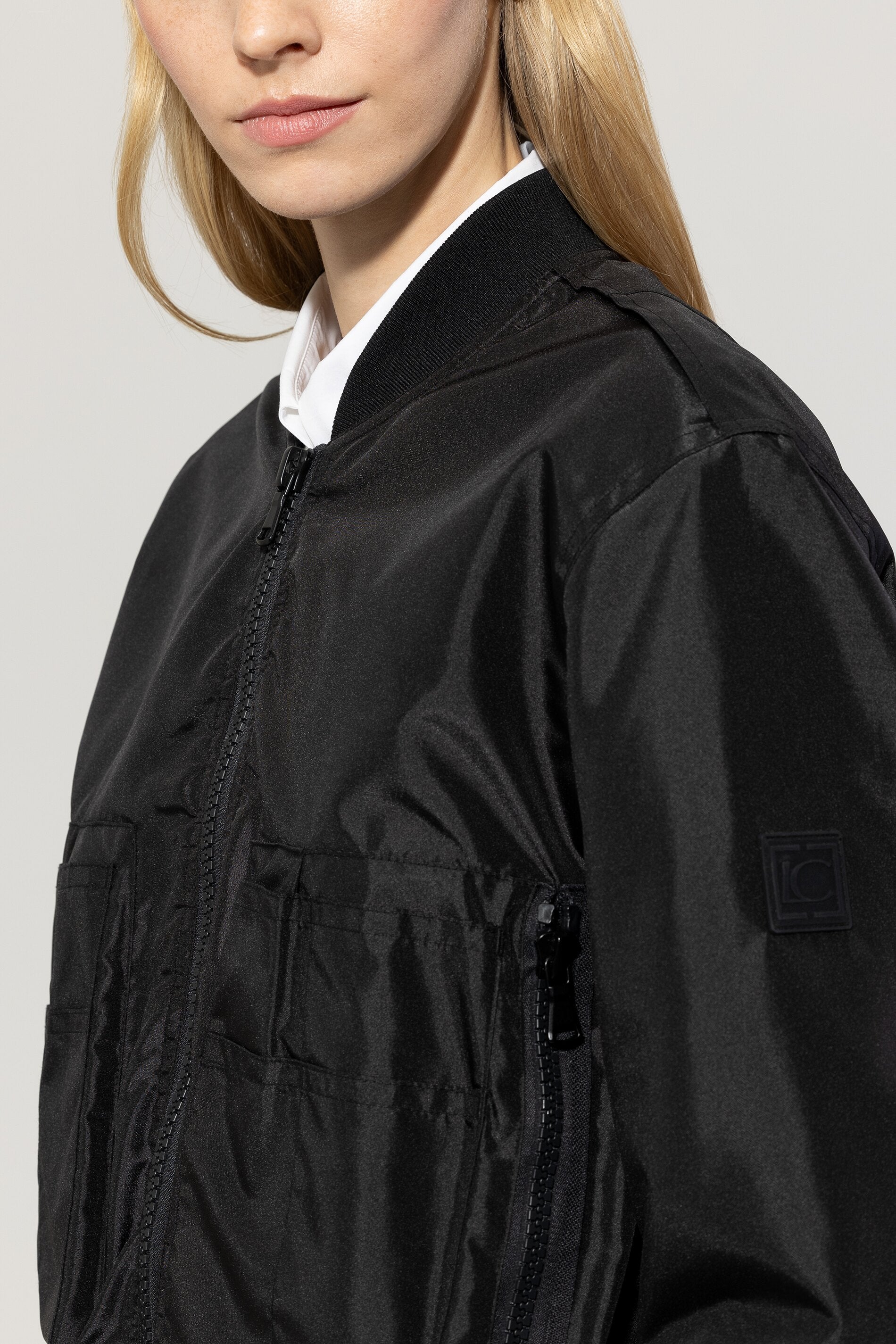 Luisa Cerano-Taft-Blouson-Jacken & Mäntel-Black-Deal-Outlet-by-ARCHIVIST