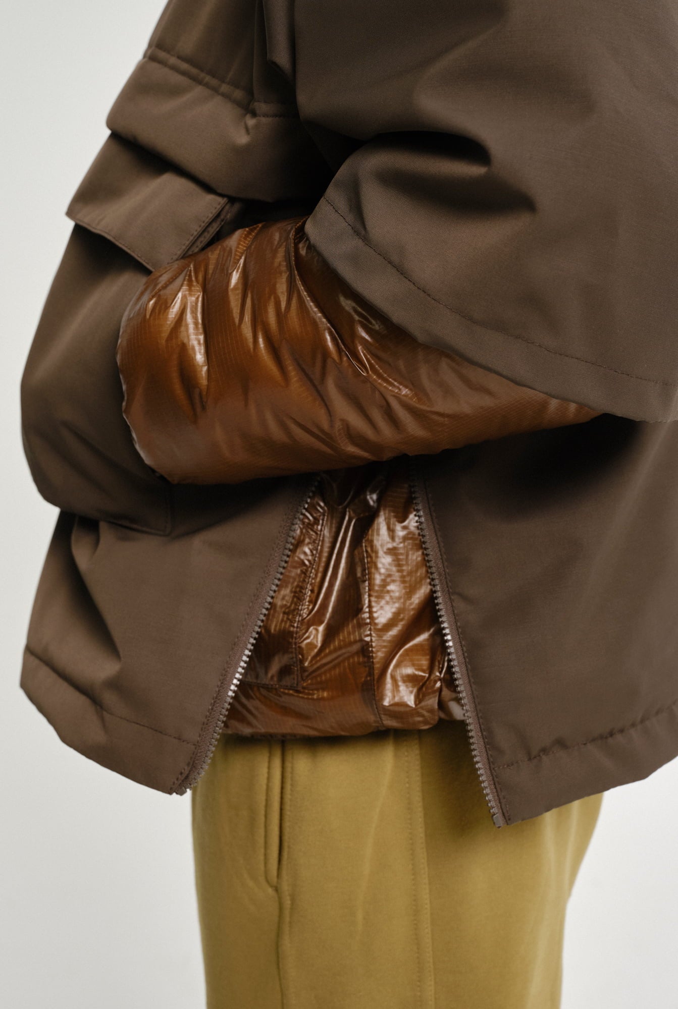 Embassy Of Bricks And Logs-TERRACE UTILITY JACKET-Jacken & Mäntel-Black-Deal-Outlet-by-ARCHIVIST