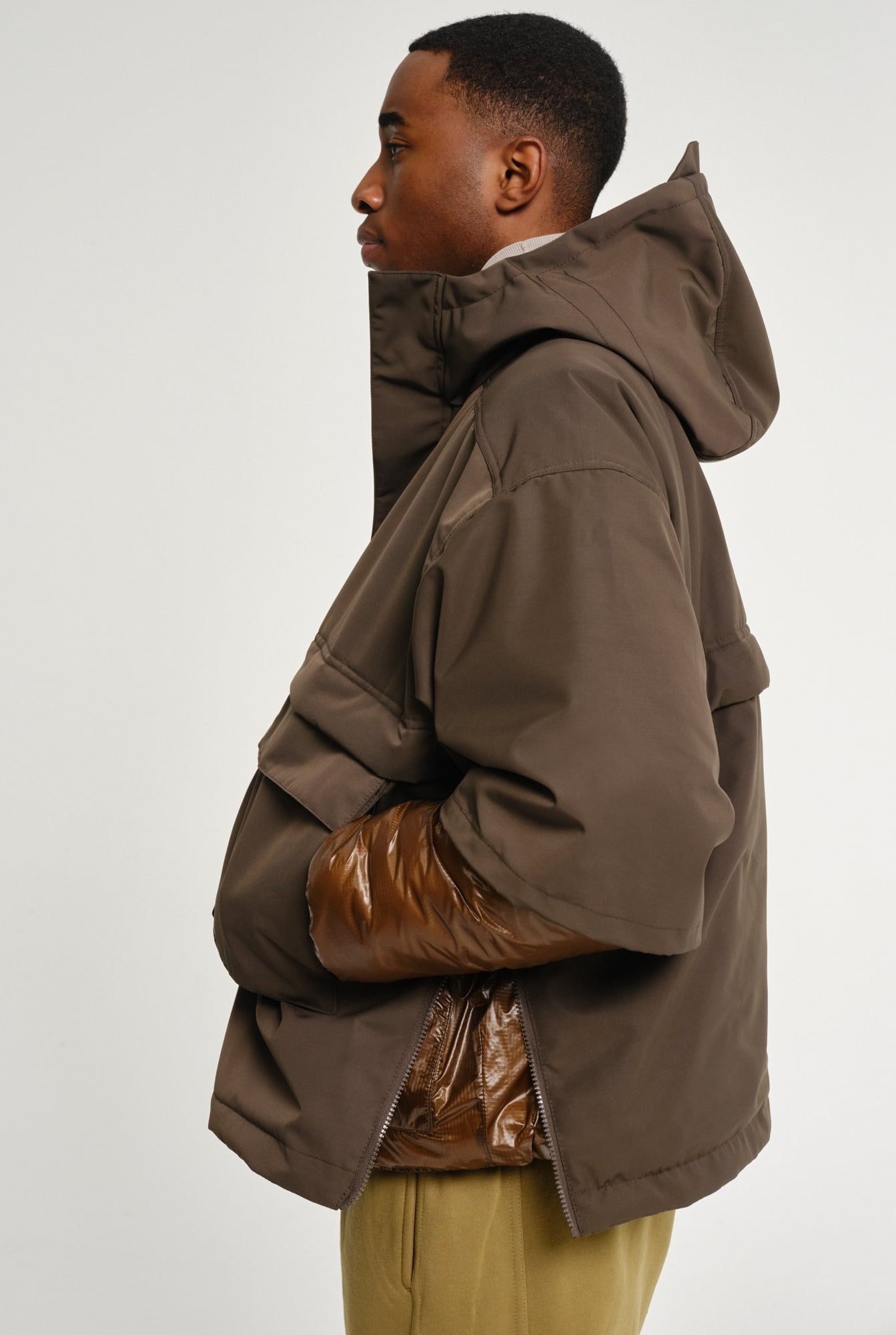 Embassy Of Bricks And Logs-TERRACE UTILITY JACKET-Jacken & Mäntel-Black-Deal-Outlet-by-ARCHIVIST