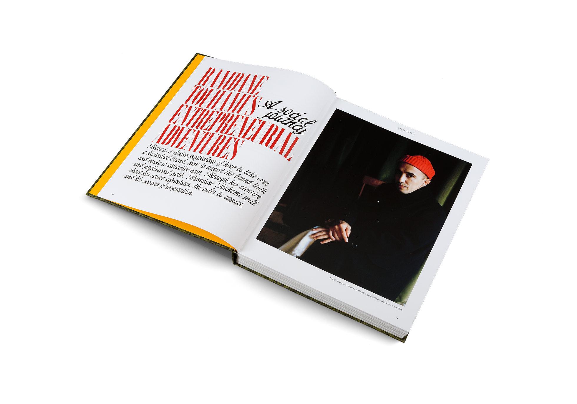 Gestalten Eu Shop-The Beauty of Time Travel-Book-Black-Deal-Outlet-by-ARCHIVIST