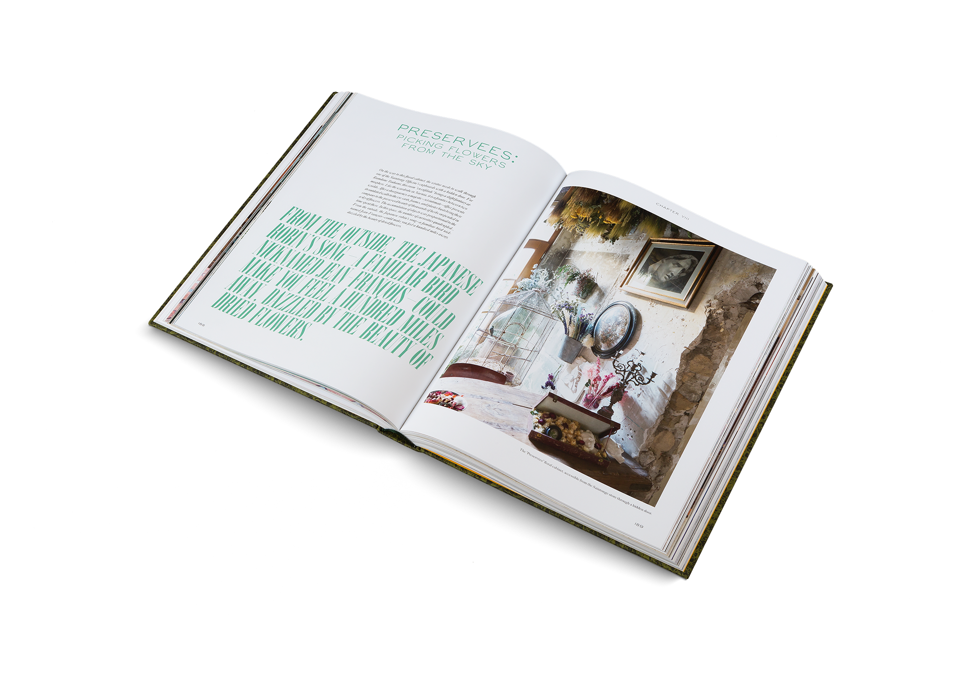 Gestalten Eu Shop-The Beauty of Time Travel-Book-Black-Deal-Outlet-by-ARCHIVIST