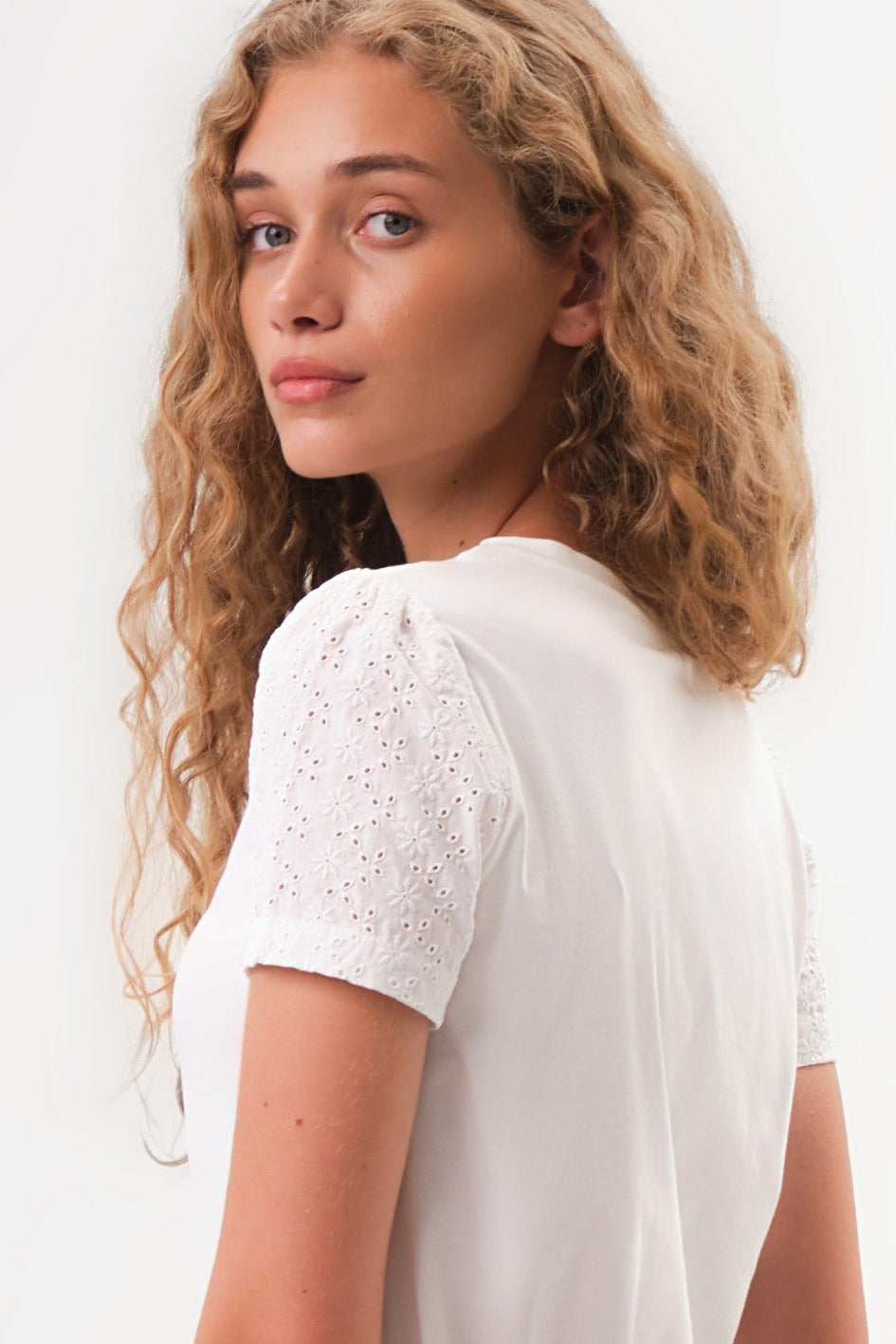 Damen T-Shirt Trina-Shirts-Felicitas-OUTLET-XS-ivory-ARCHIVIST-ARCHIVE-SALE