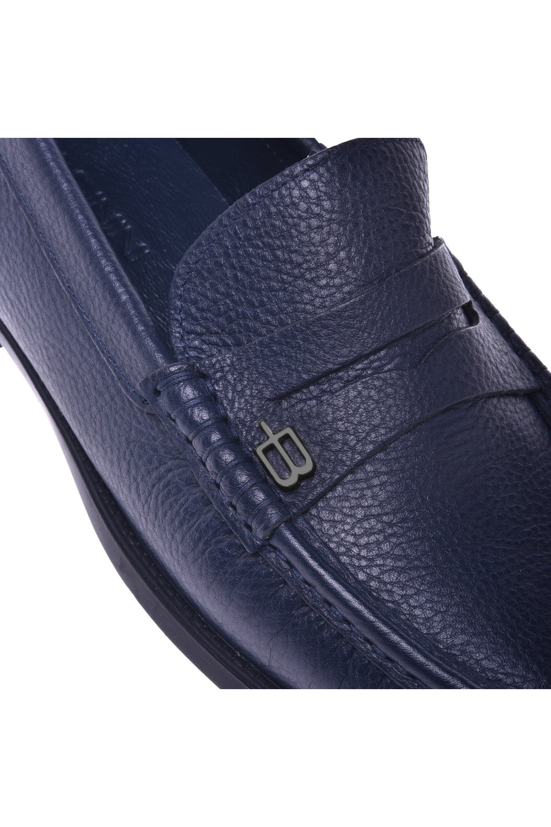 Loafer in blue tumbled leather