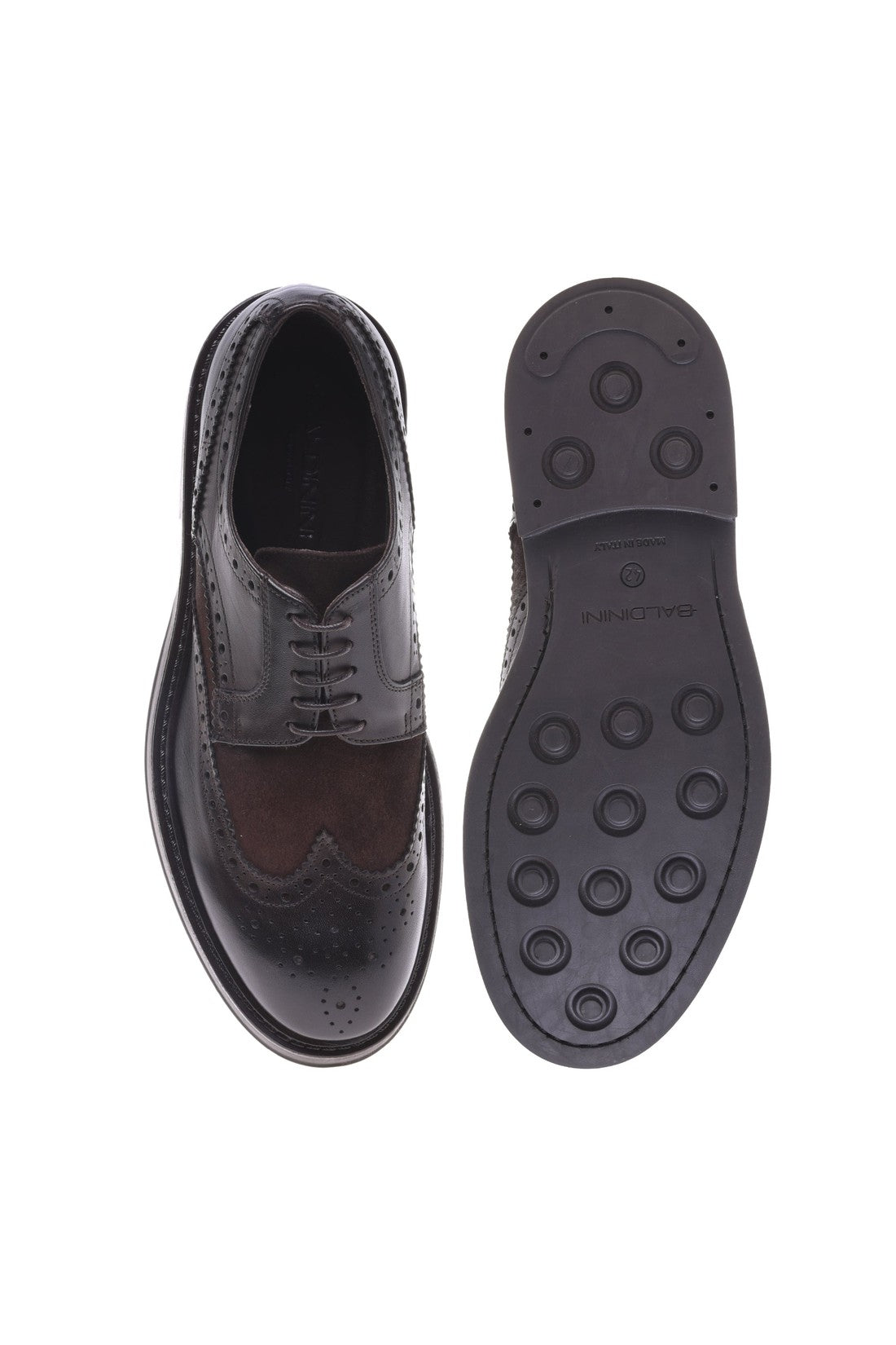 Derby shoe in dark brown suede and leather