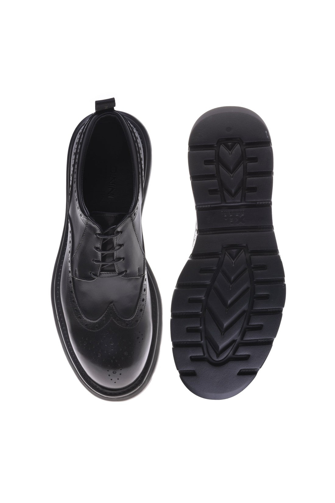 Derby shoes in black leather