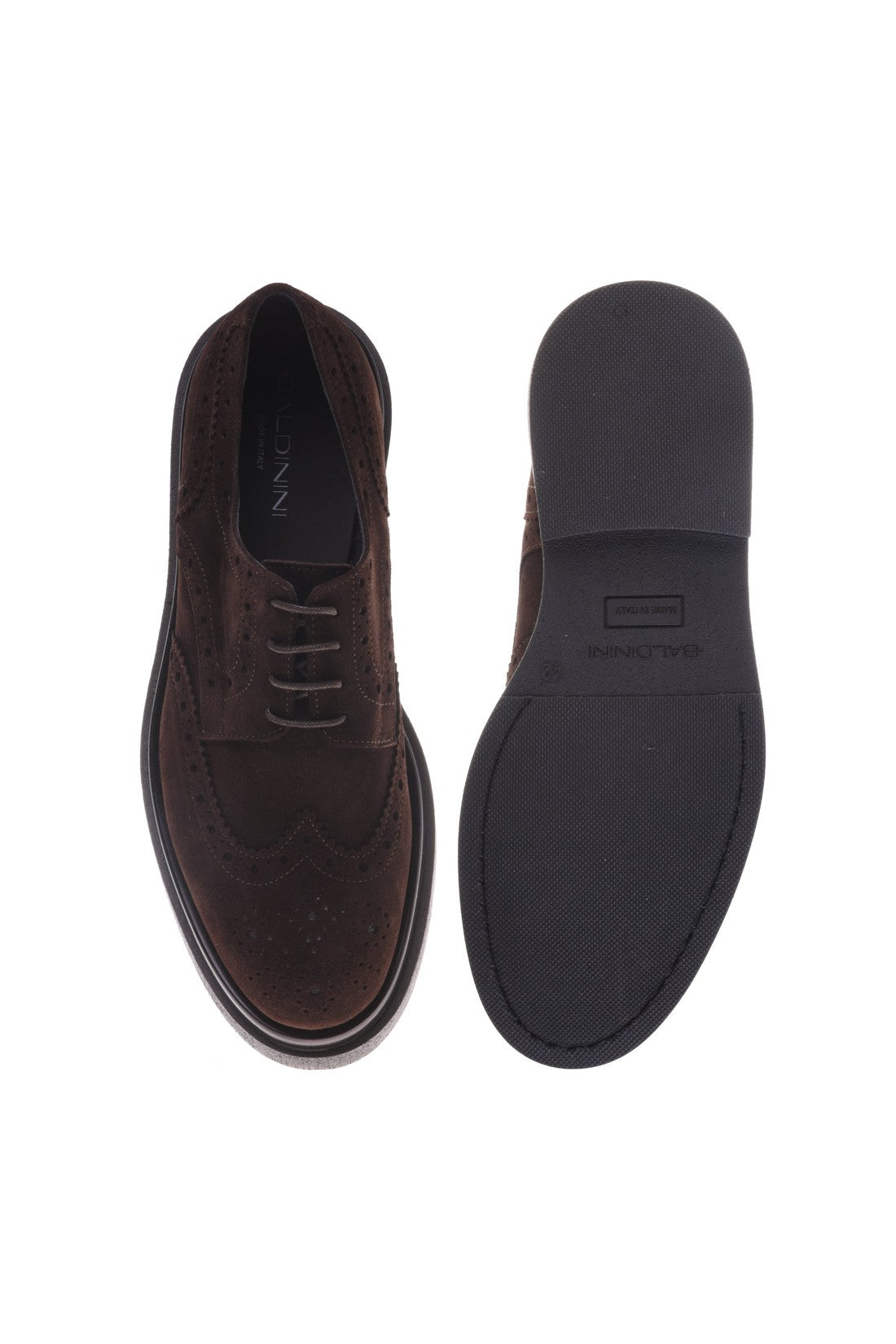 Derby shoe in dark brown suede leather