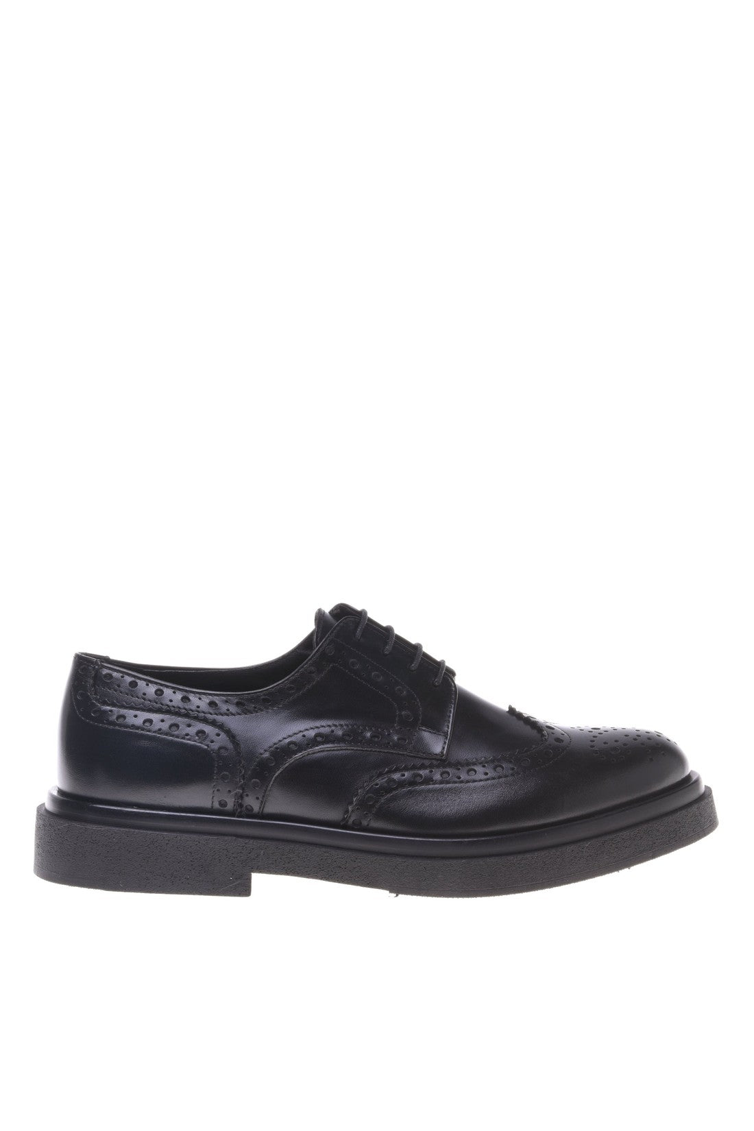 Derby shoes in black leather