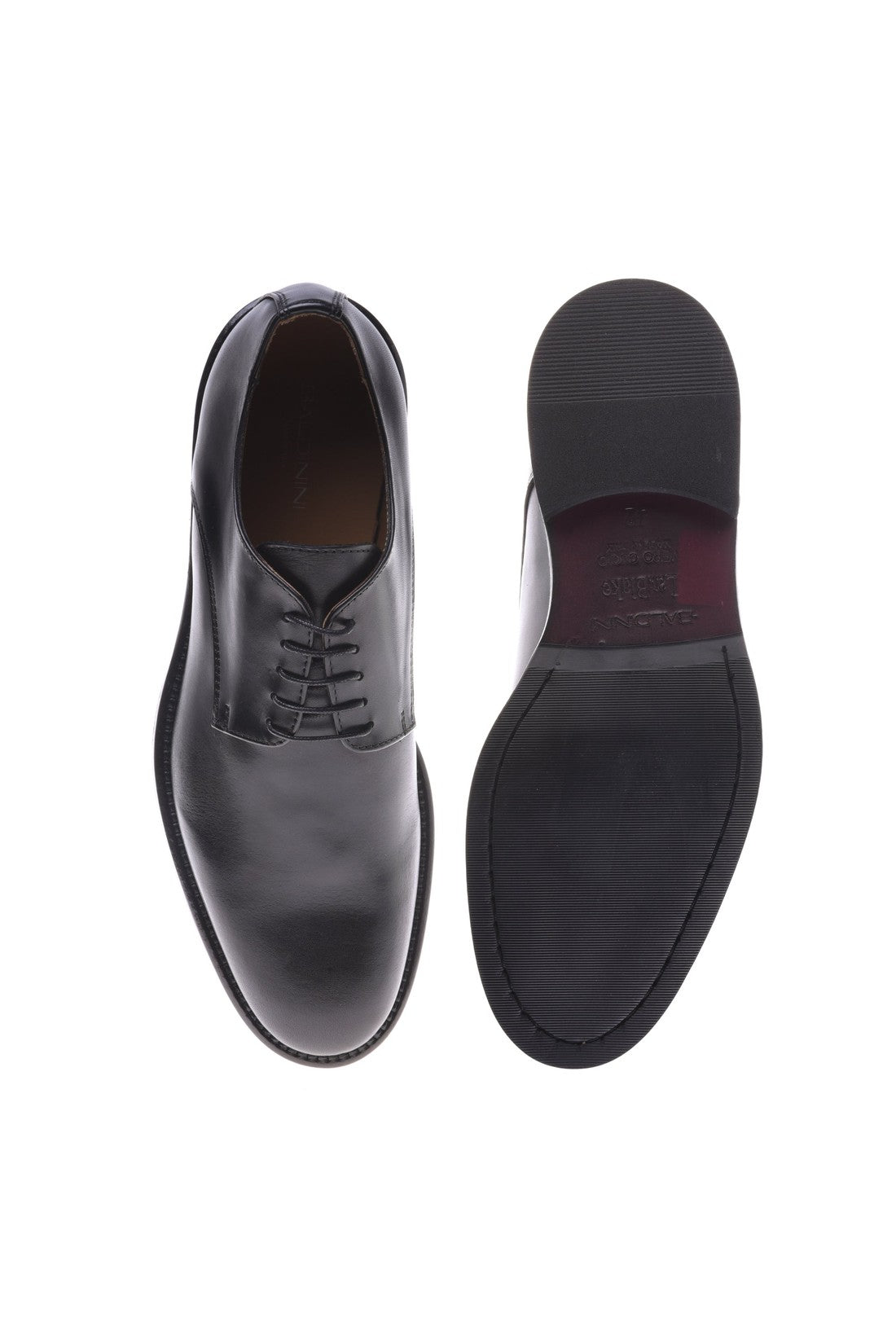 Derby shoes in black leather