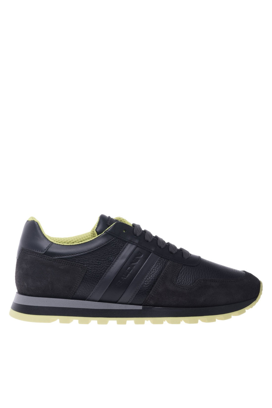 Trainer in black tumbled calfskin and suede