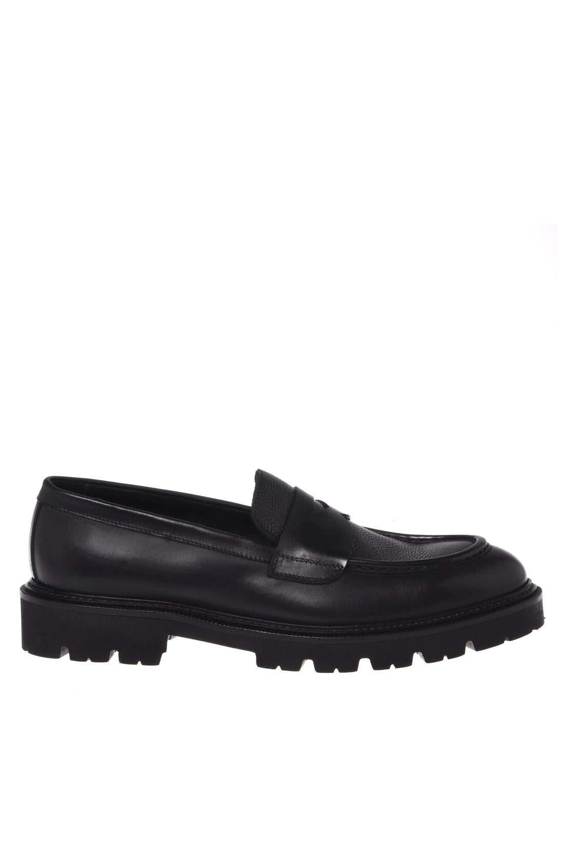 Baldinini-Black leather and tumbled leather loafers-Flache Schuhe-Black-Deal-Outlet-by-ARCHIVIST