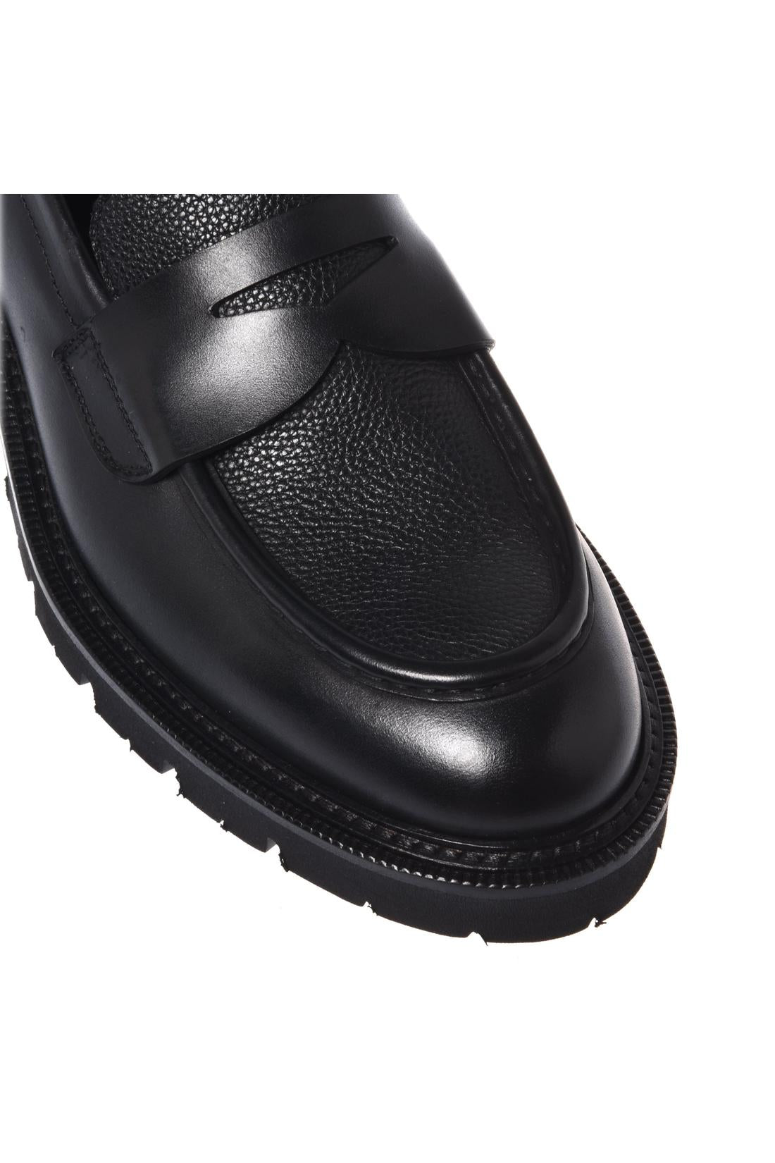 Baldinini-Black leather and tumbled leather loafers-Flache Schuhe-Black-Deal-Outlet-by-ARCHIVIST