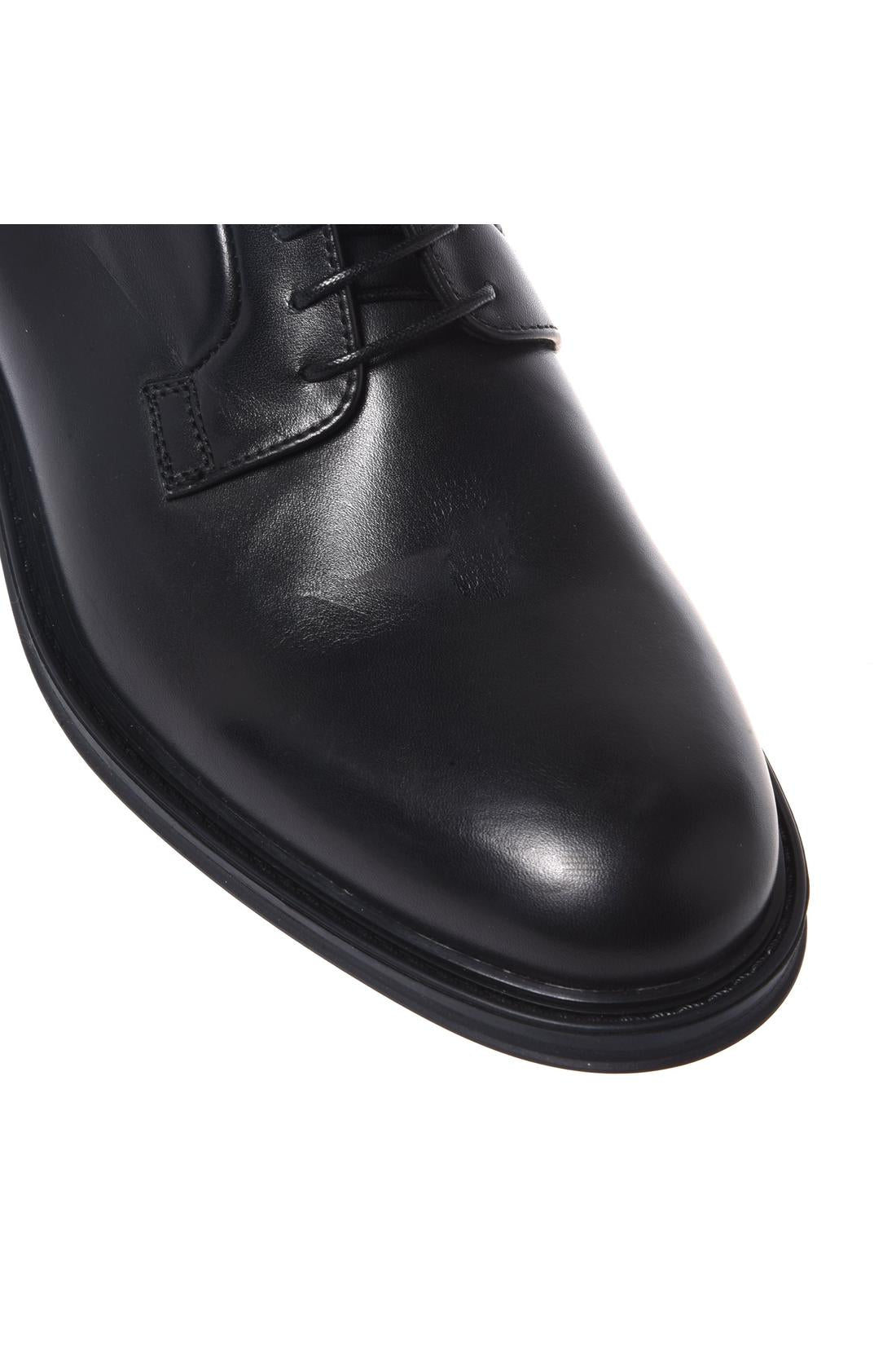 Black leather lace-up shoes