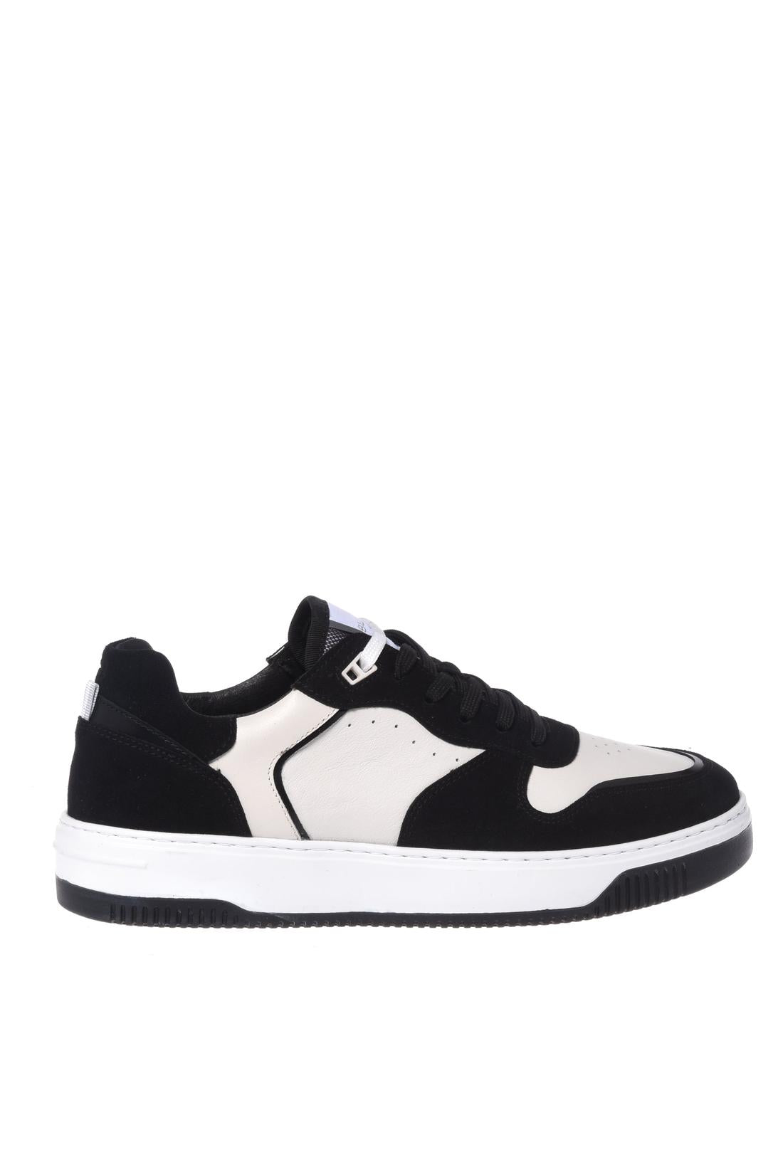 Baldinini-Sneaker in black suede and white leather-Sneaker-Black-Deal-Outlet-by-ARCHIVIST