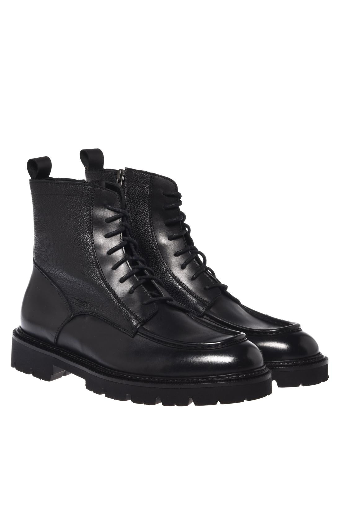 Baldinini-Black leather and tumbled leather combat boots-Stiefel & Stiefeletten-Black-Deal-Outlet-by-ARCHIVIST