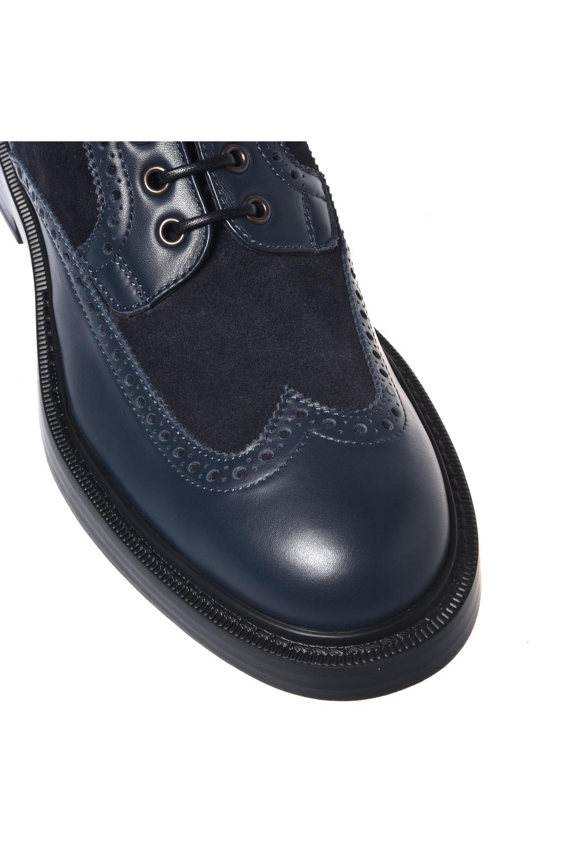 Boot in blue leather and suede