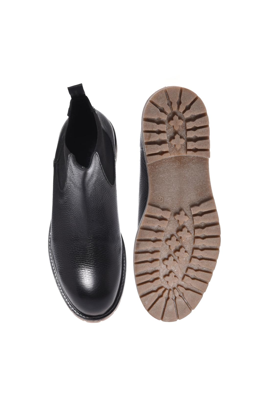 Baldinini-Black tumbled leather ankle boots-Stiefel & Stiefeletten-Black-Deal-Outlet-by-ARCHIVIST