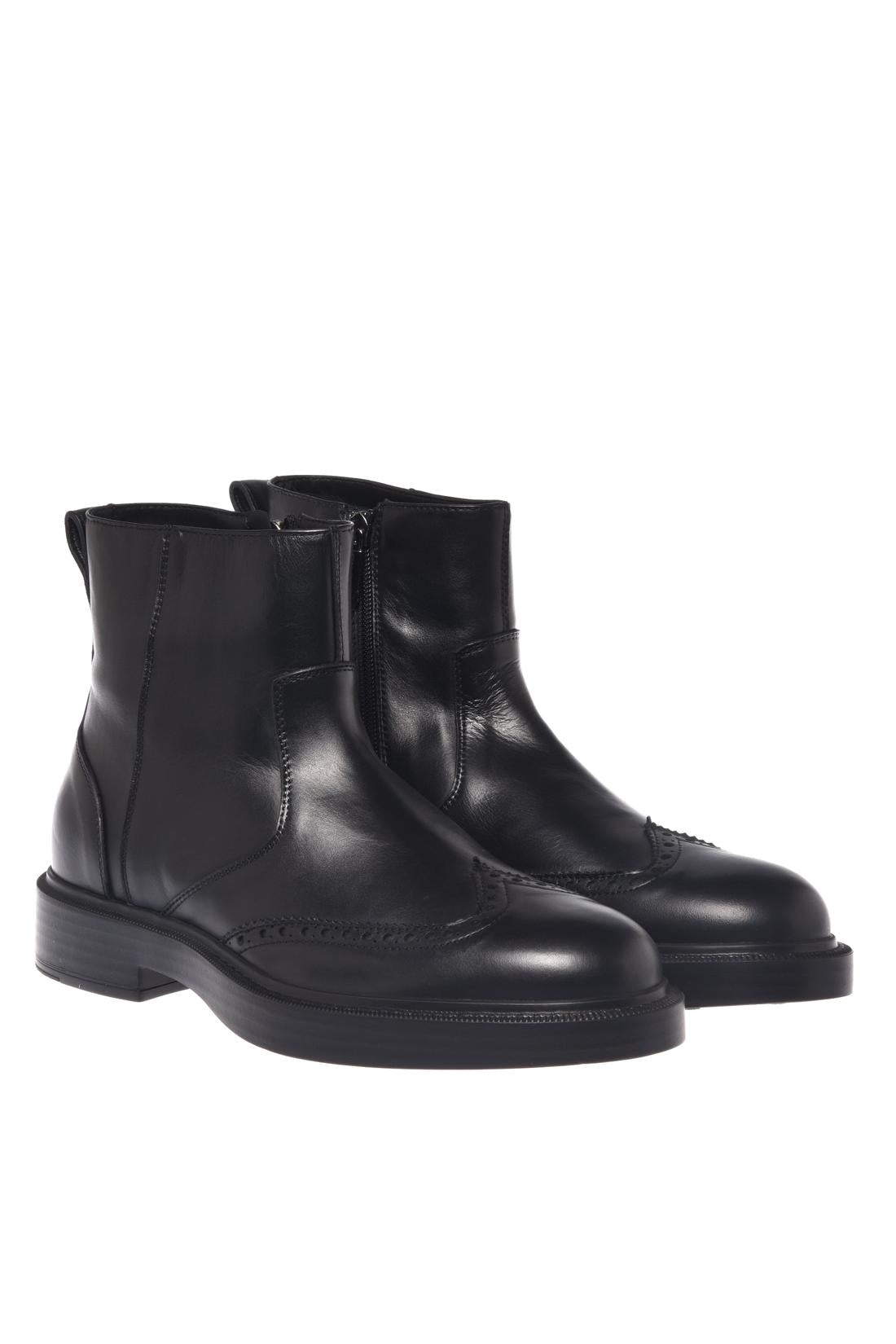 Baldinini-Black leather ankle boots-Stiefel & Stiefeletten-Black-Deal-Outlet-by-ARCHIVIST