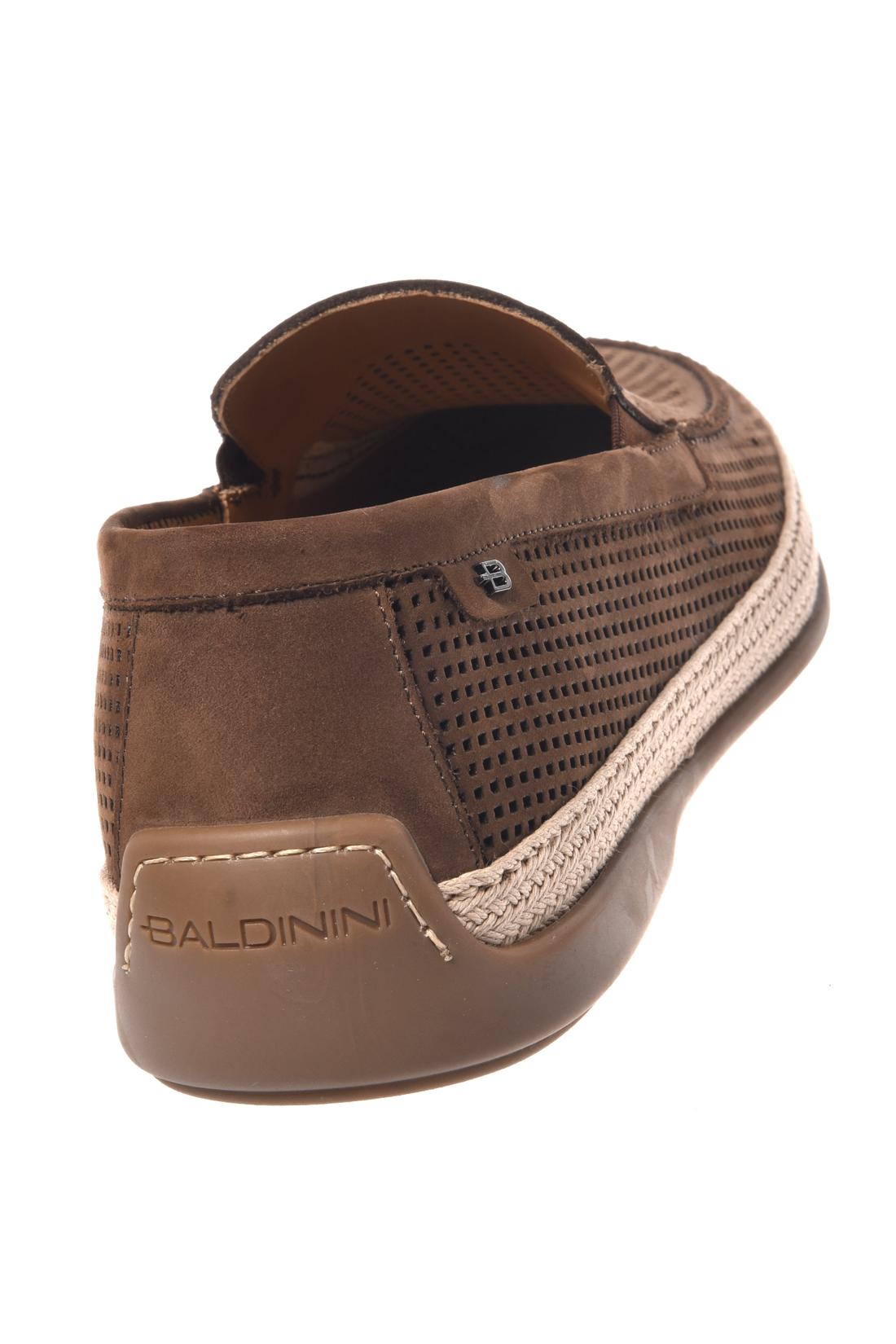 Brown perforated nubuck loafer