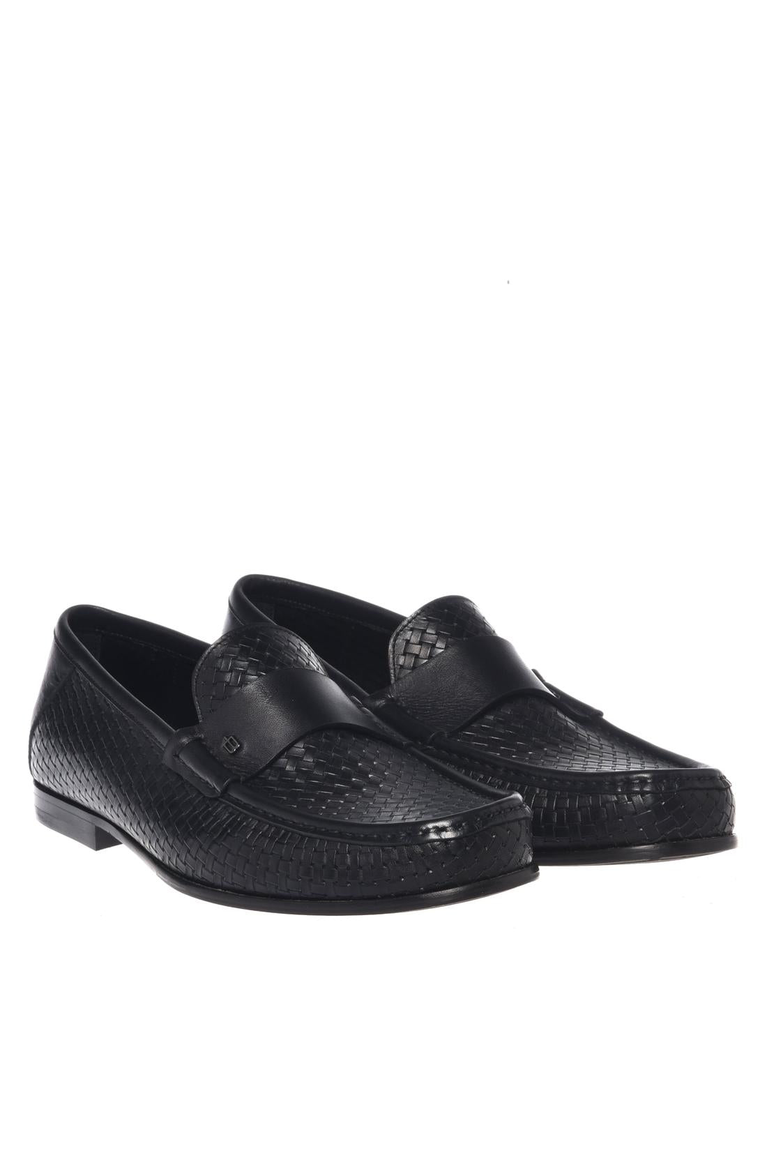 Black leather woven print loafer