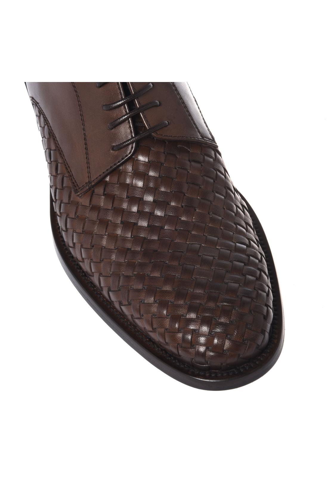 Brown braided leather lace-up shoes