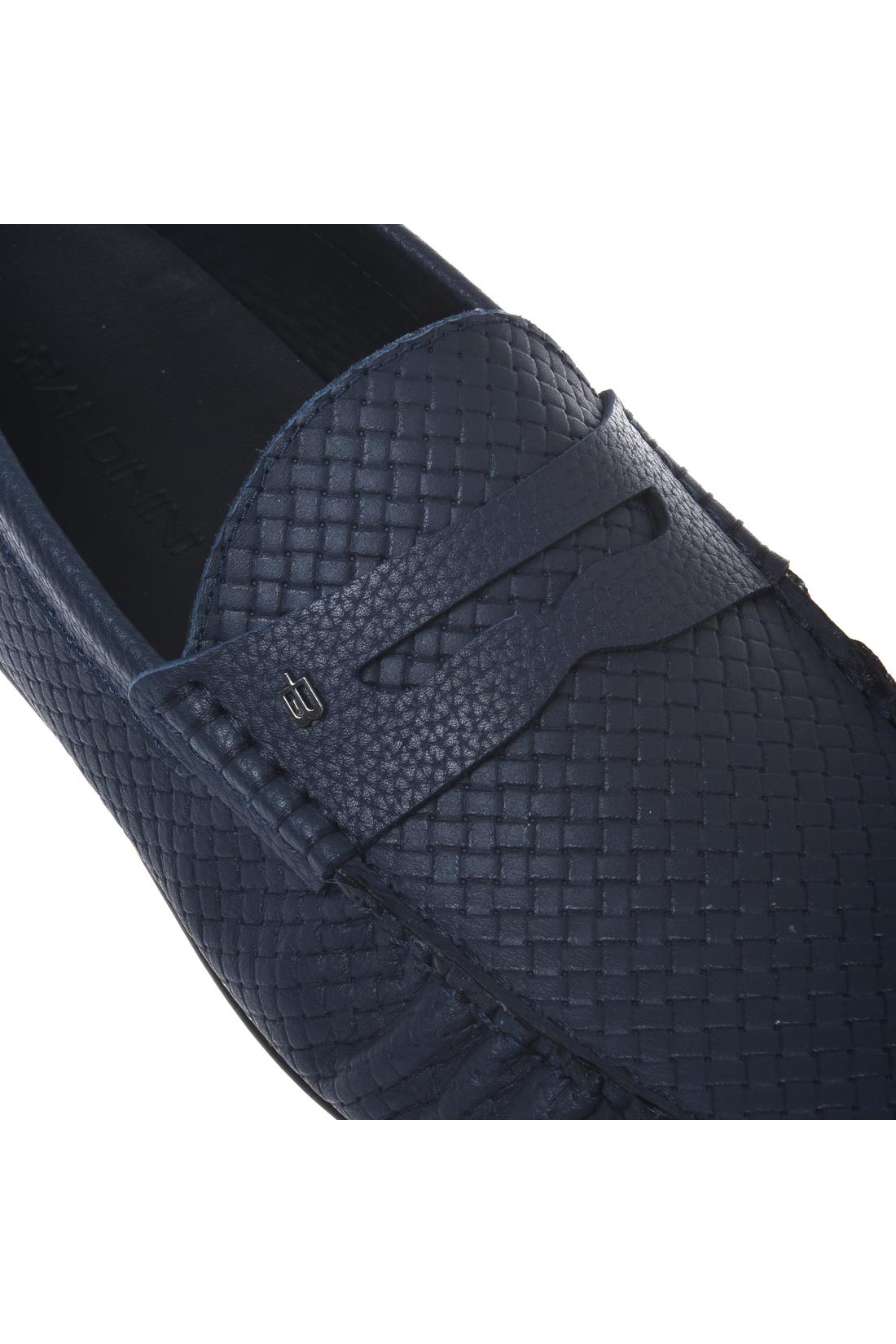 Loafer in printed leather blue