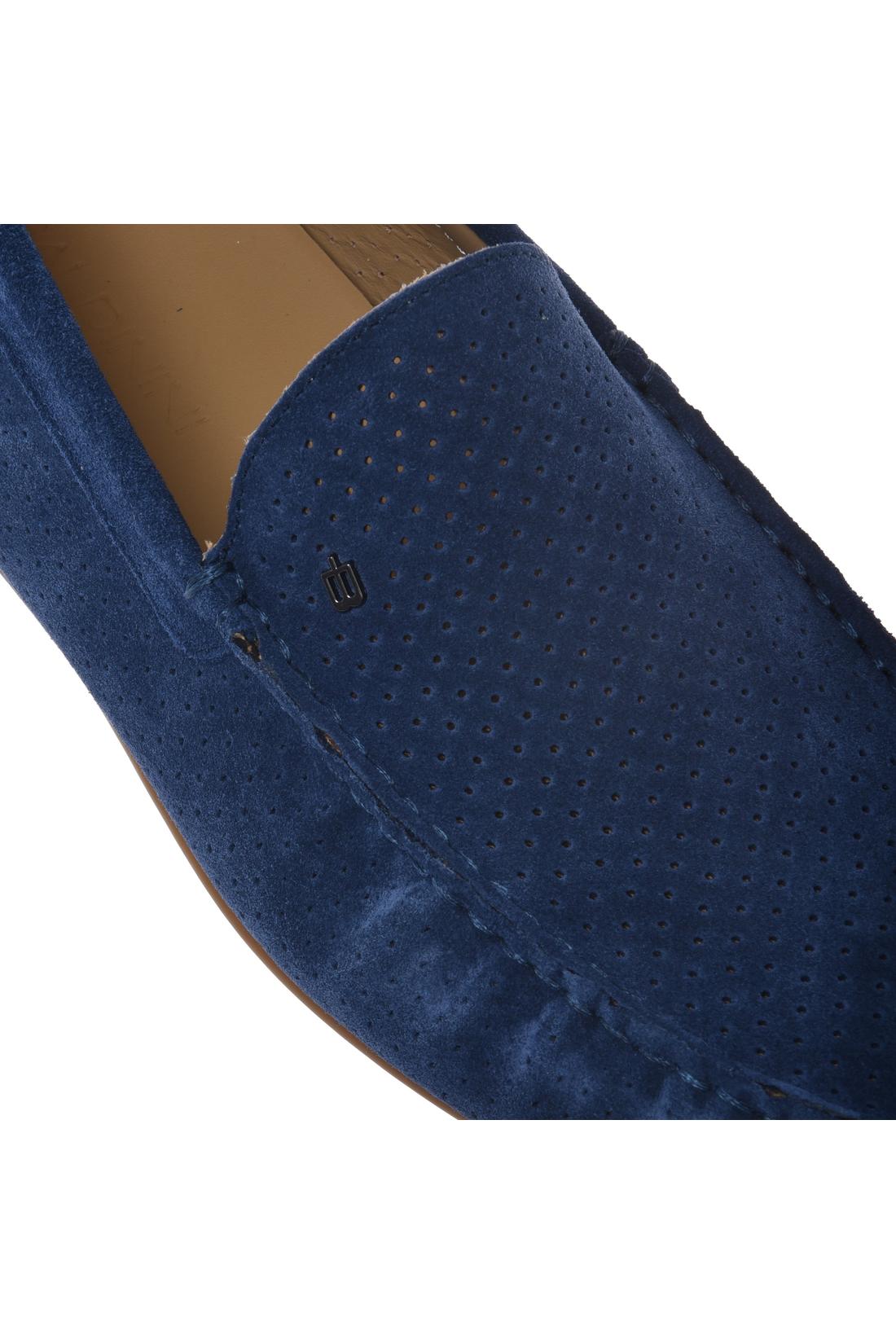 Loafer in perforated blue suede leather