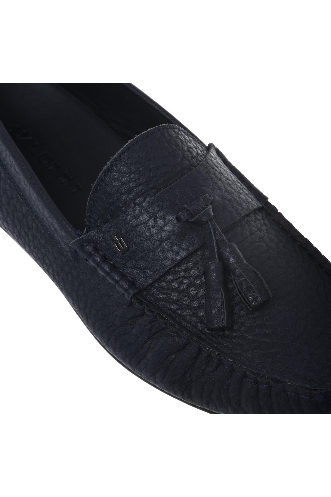 Loafer in blue hammered leather