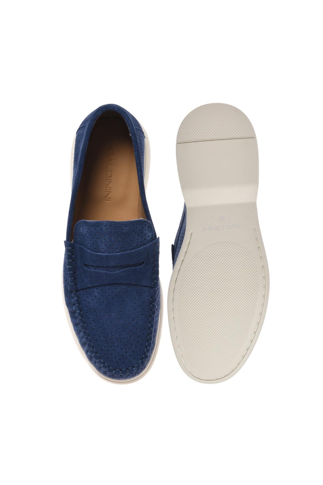 Loafer in perforated blue suede leather