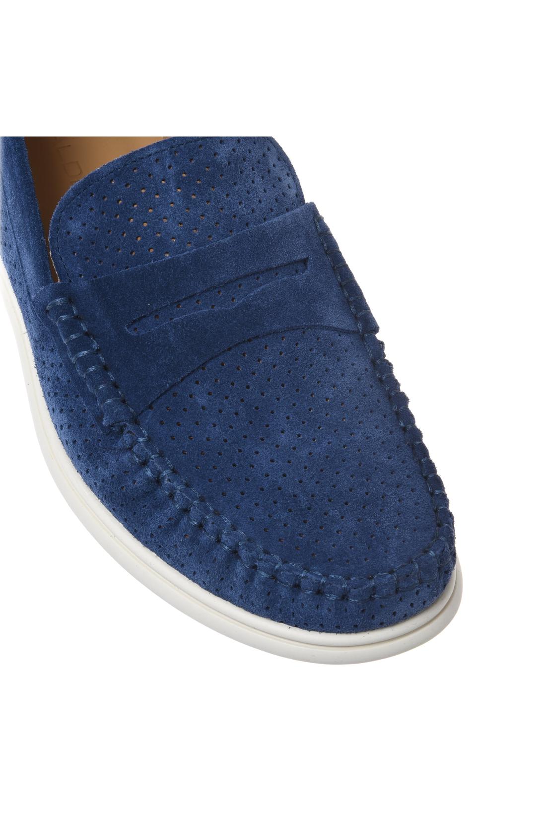 Loafer in perforated blue suede leather