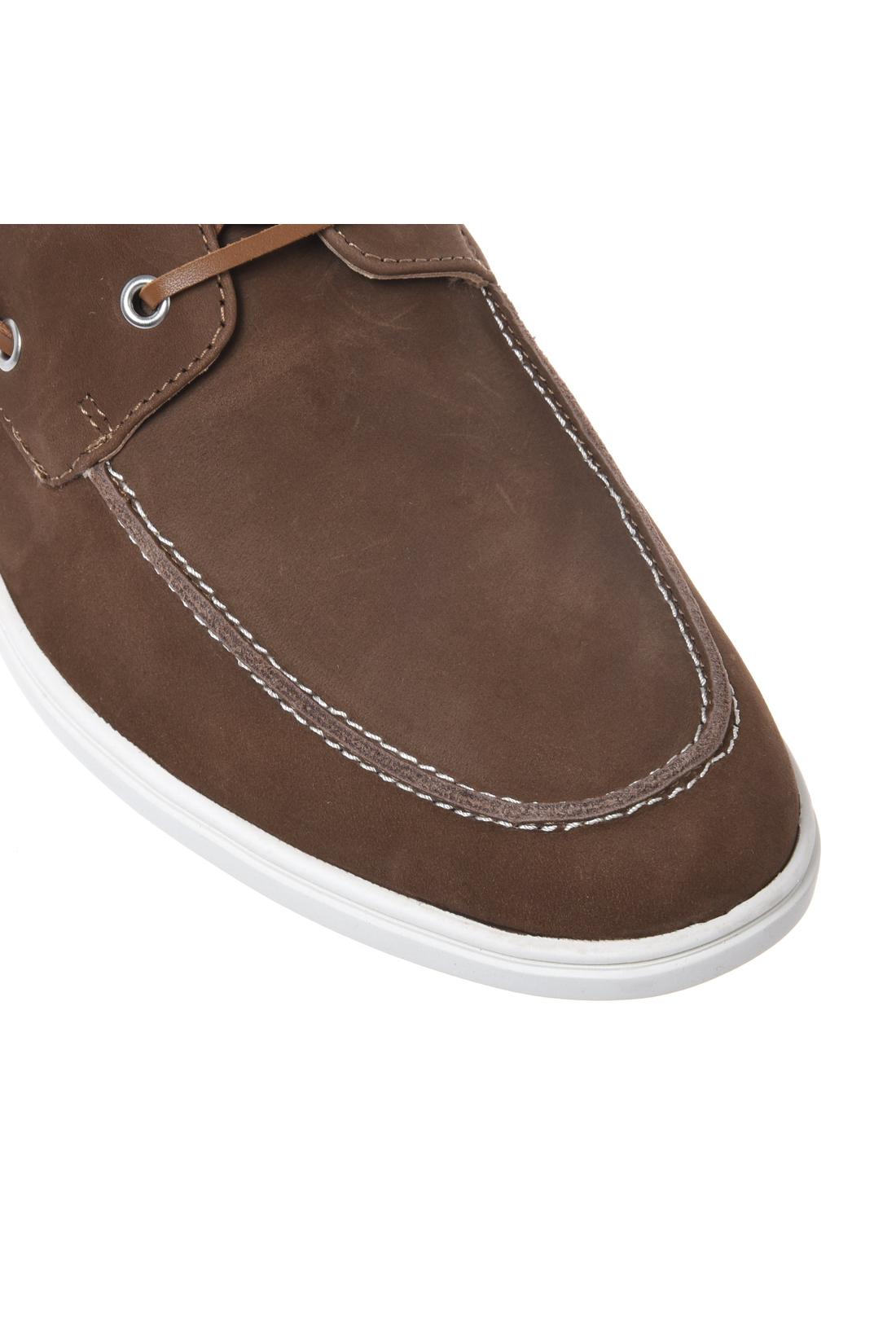 Lace‑up shoe in brown nubuck leather