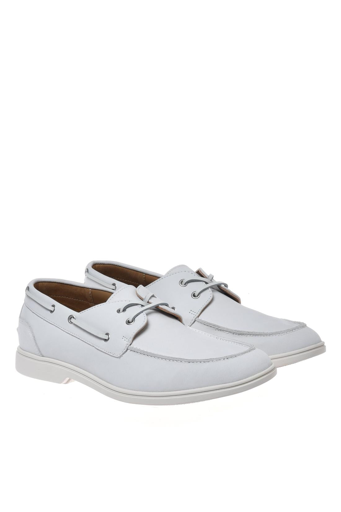 Lace-up in nubuck white