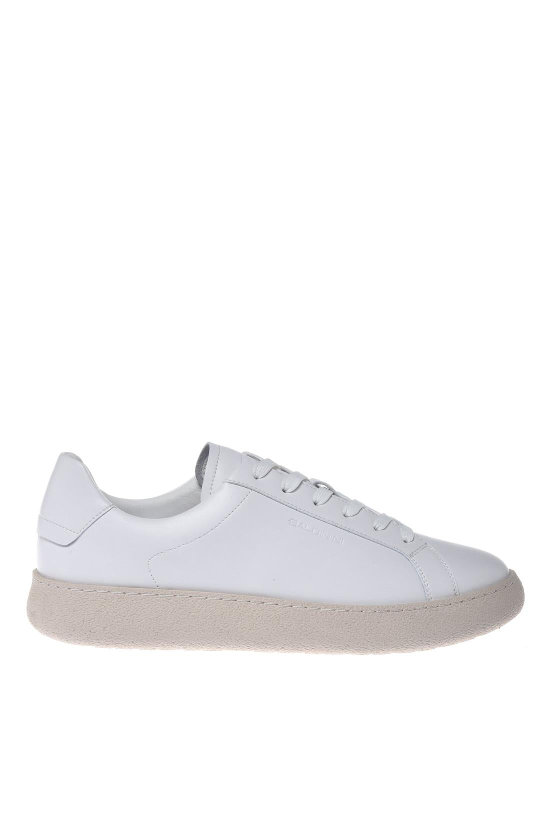 Sneaker in leather white