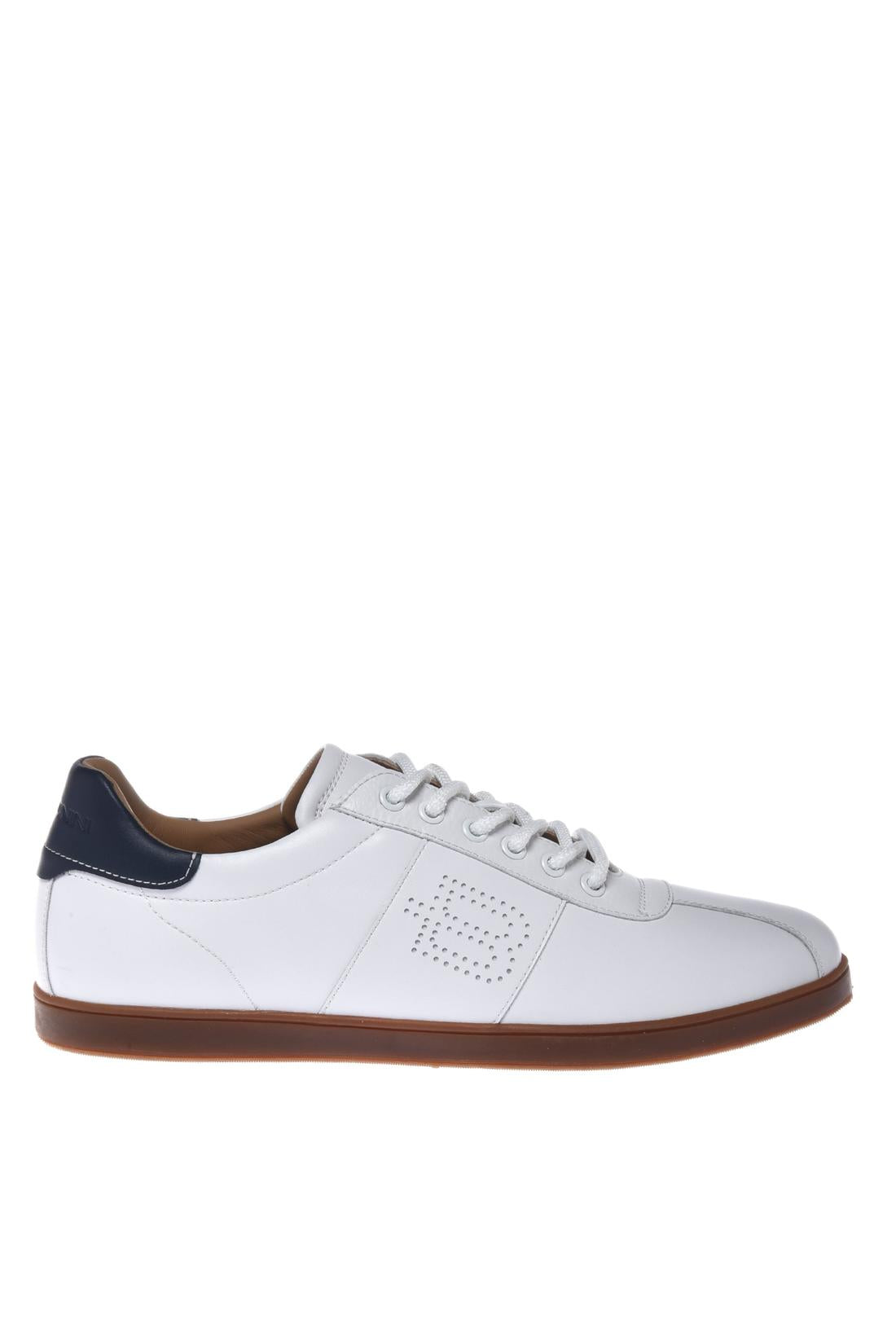 Sneaker in leather white