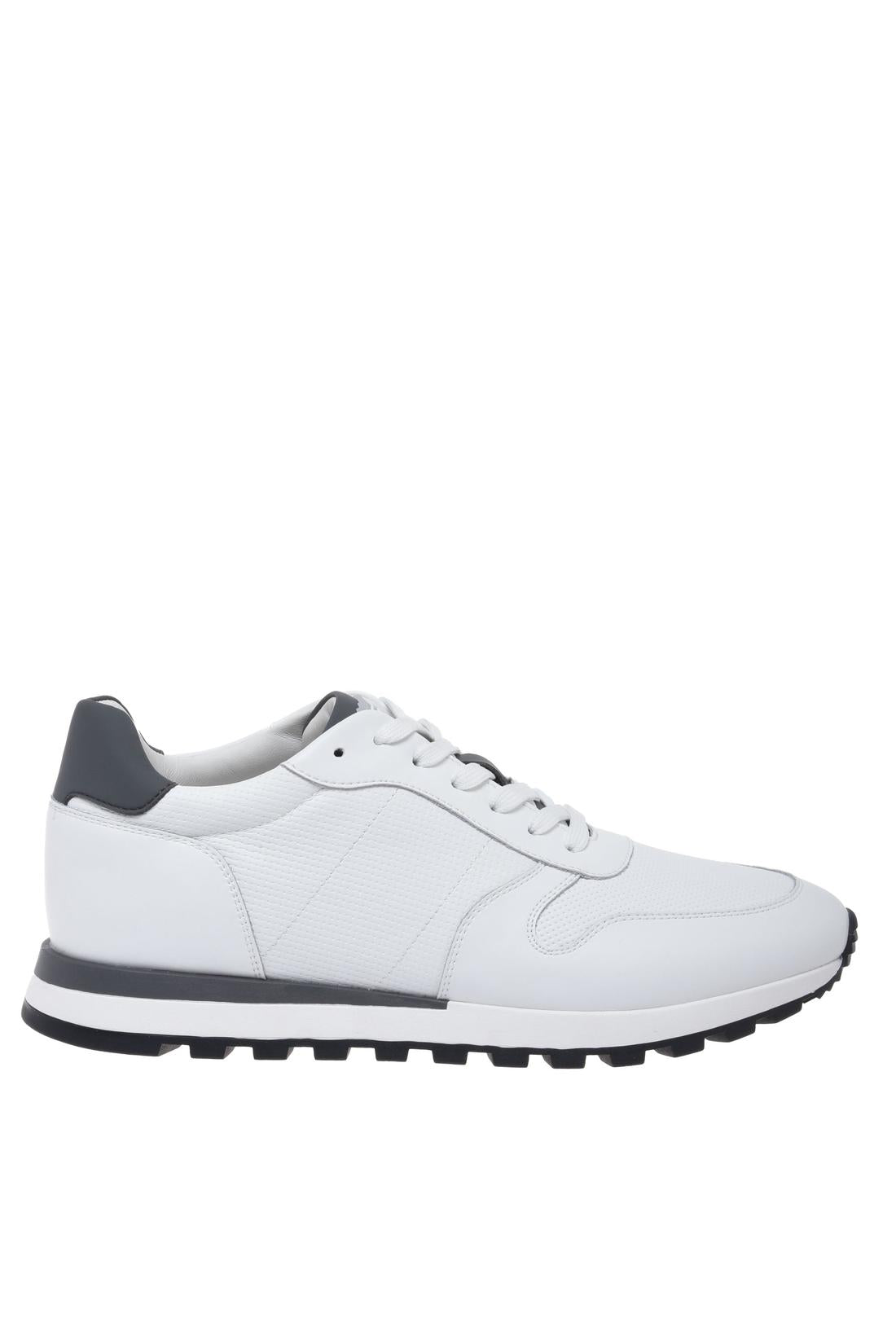 White leather sneaker with woven‑effect print