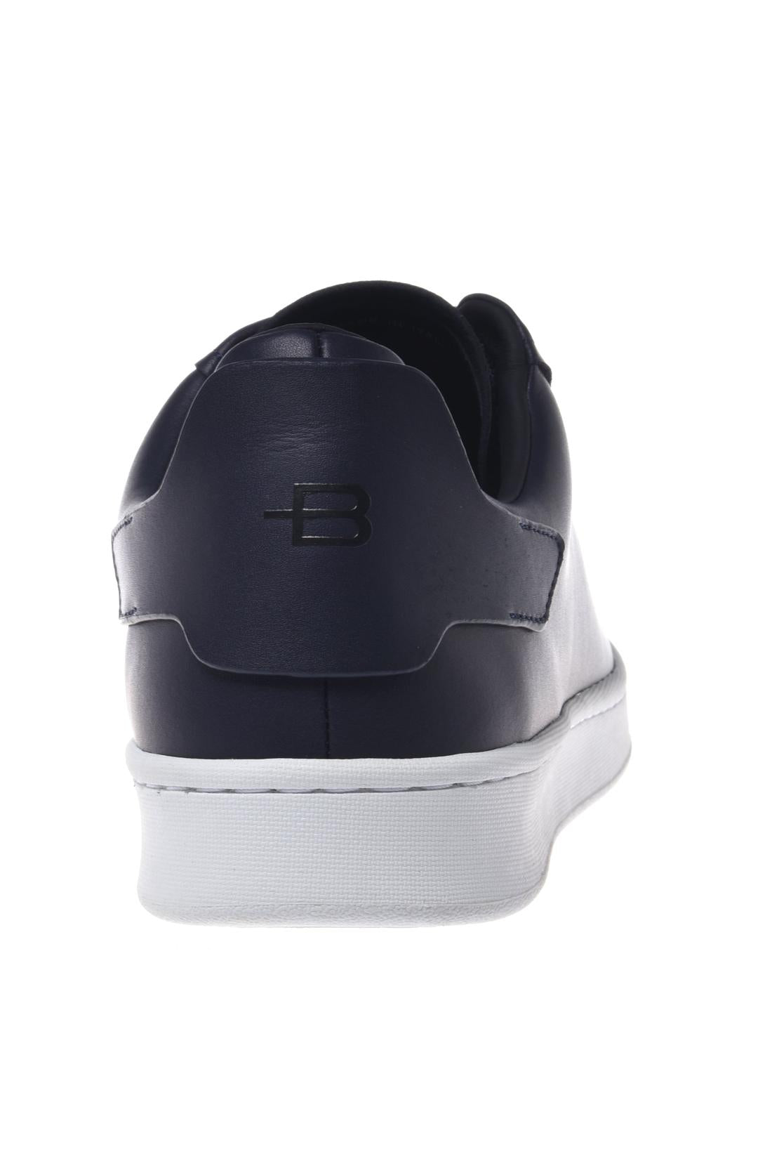 Sneaker in leather blue
