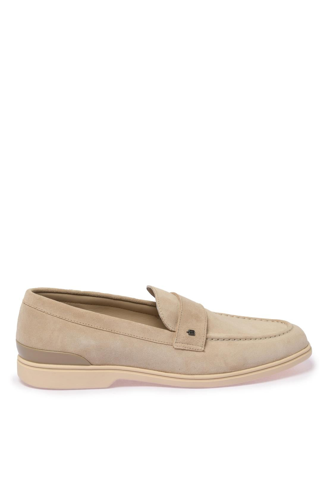 Loafer in beige suede leather
