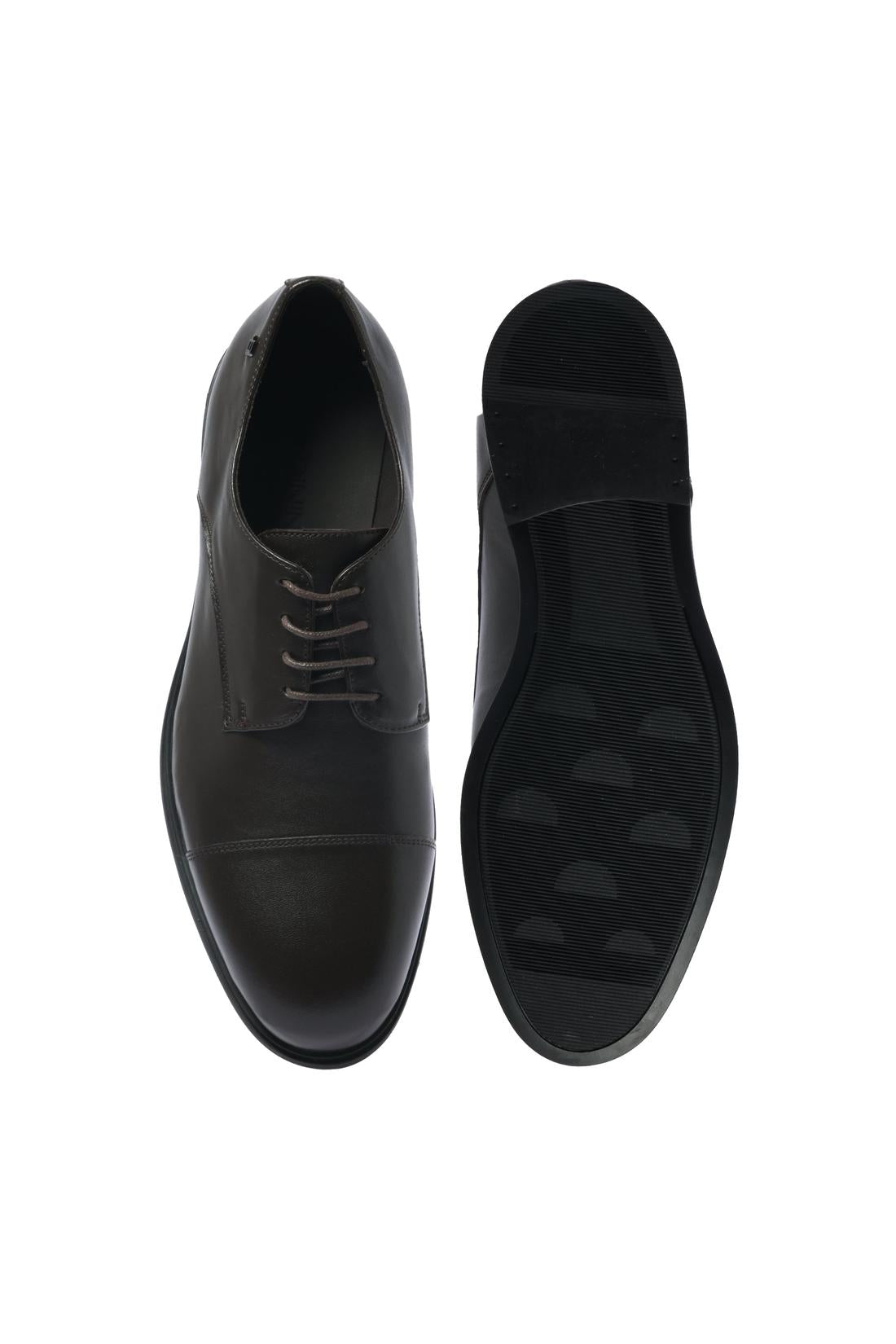 Dark brown leather lace-up shoe