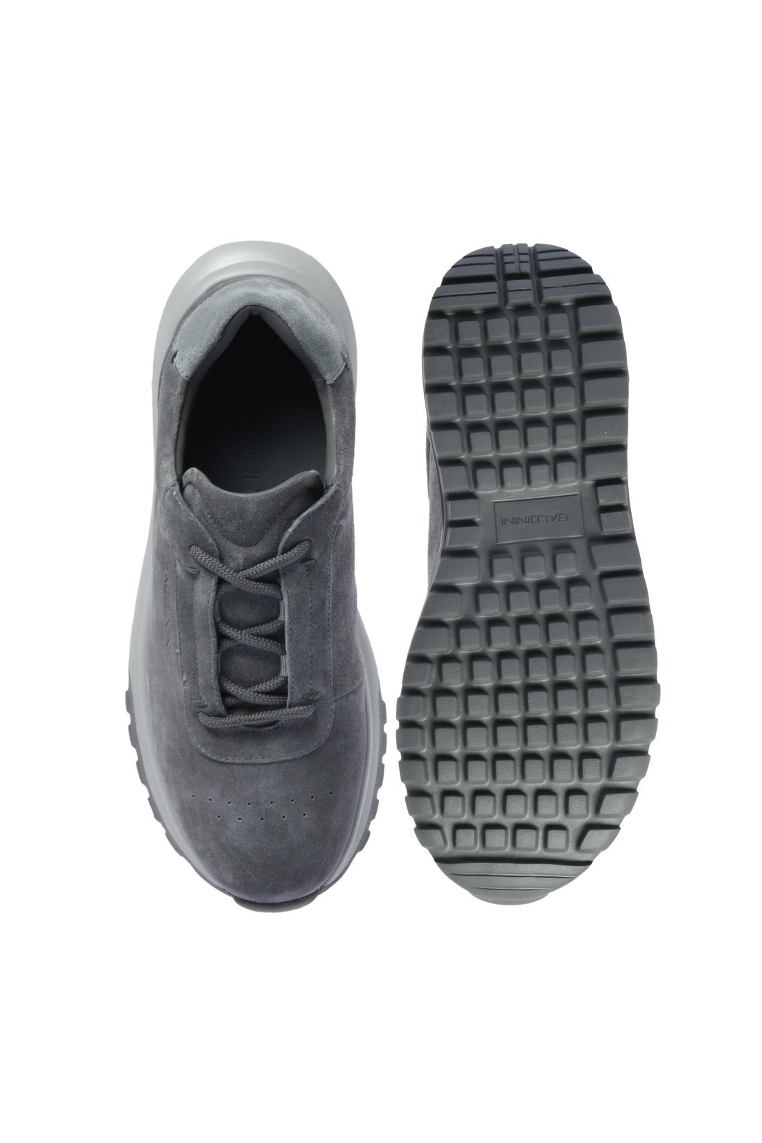 Sneaker in grey suede