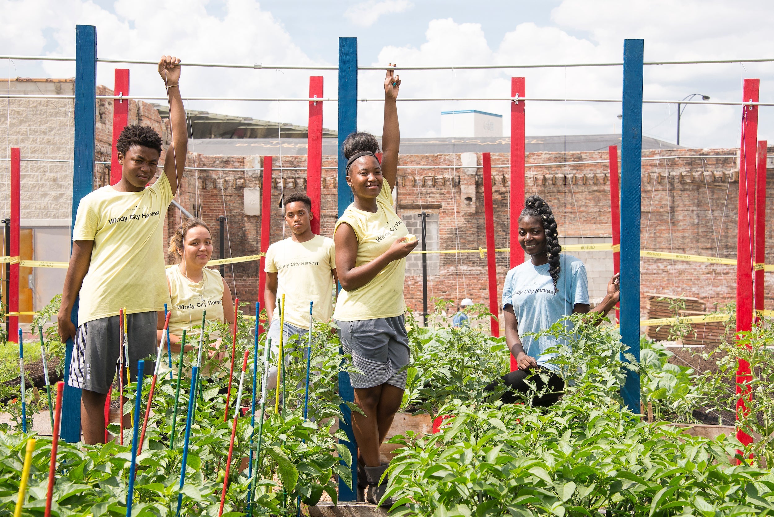 Gestalten Eu Shop-Urban Farmers-Book-Black-Deal-Outlet-by-ARCHIVIST