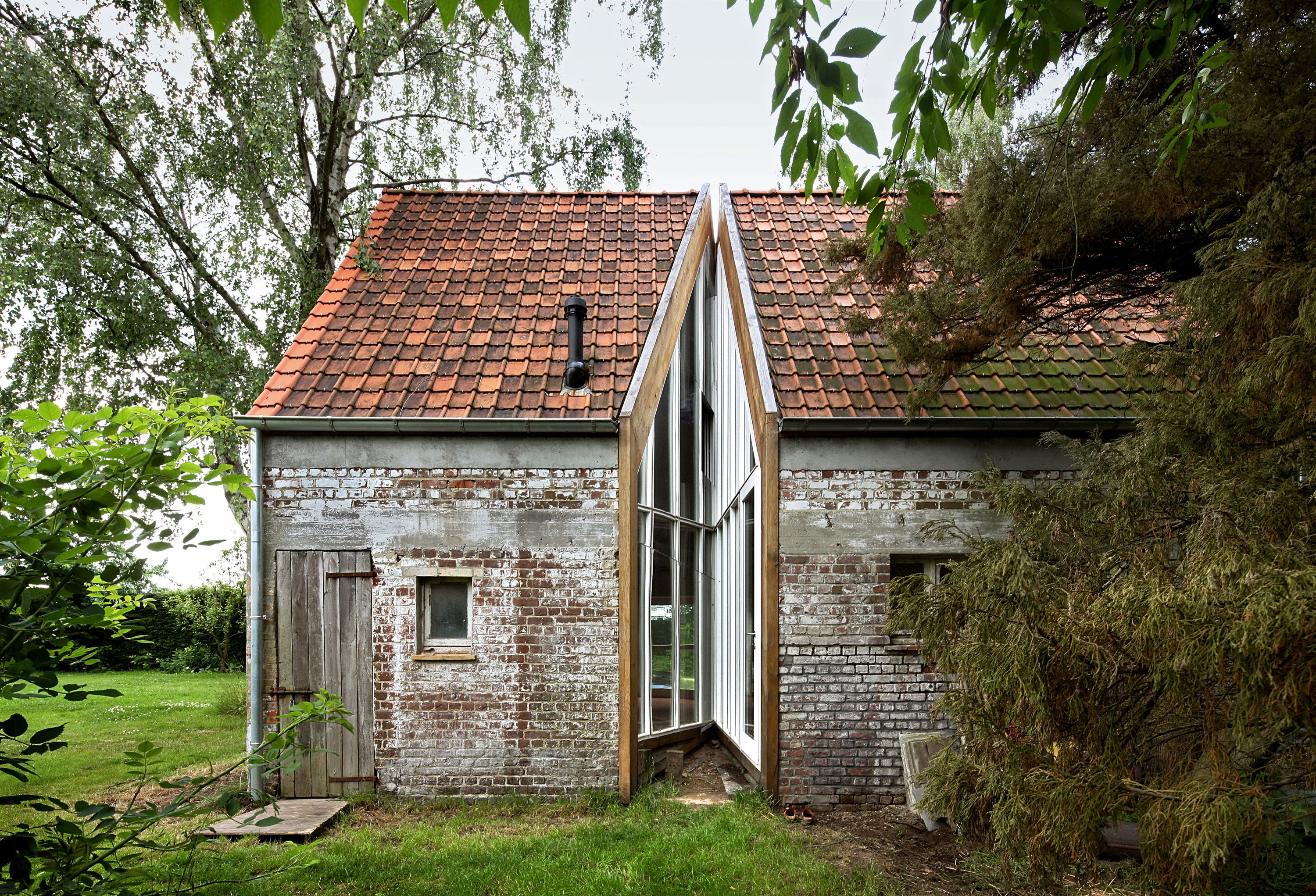 Gestalten Eu Shop-Upgrade-Book-Black-Deal-Outlet-by-ARCHIVIST