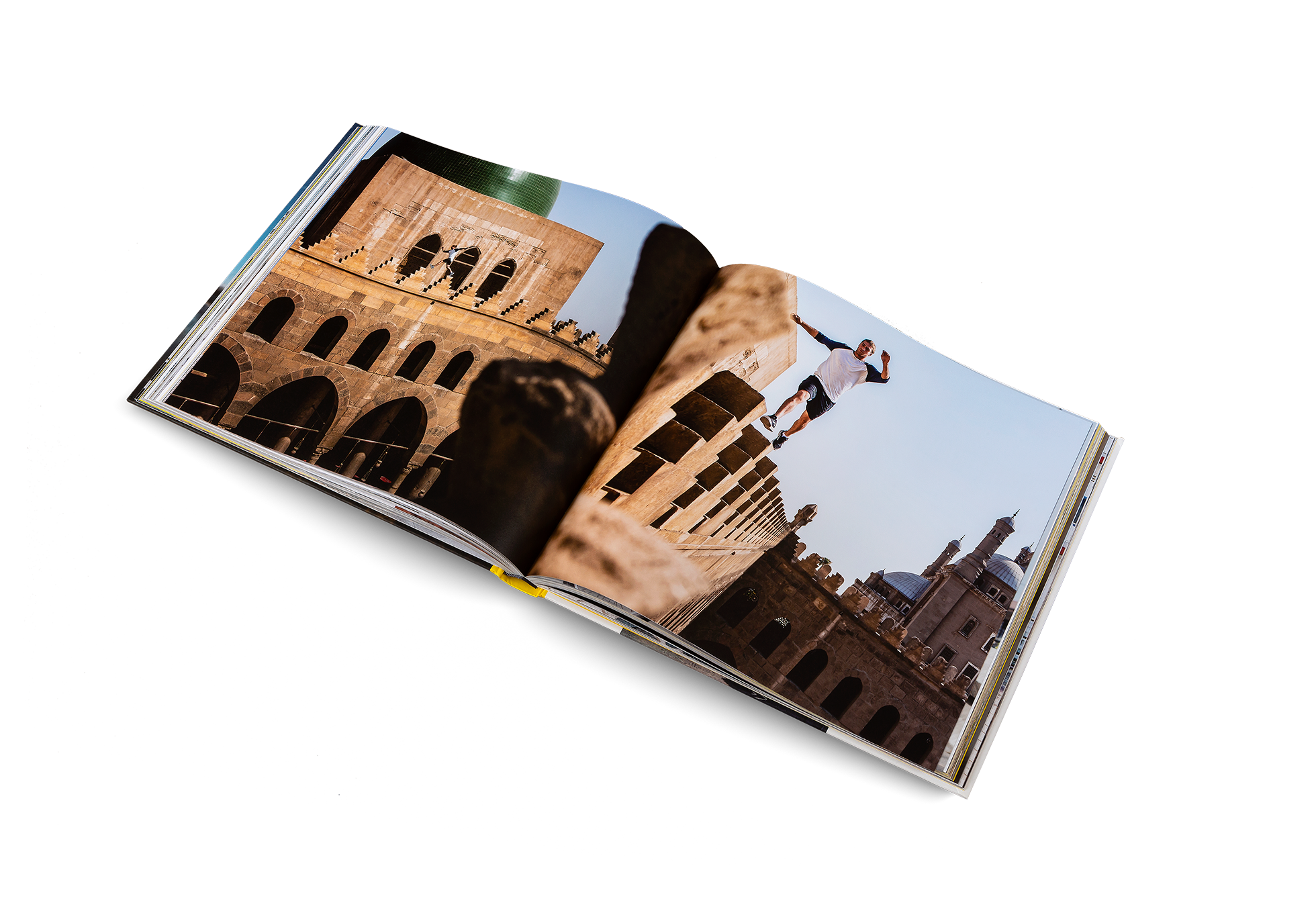 Gestalten Eu Shop-Urban Playgrounds-Book-Black-Deal-Outlet-by-ARCHIVIST