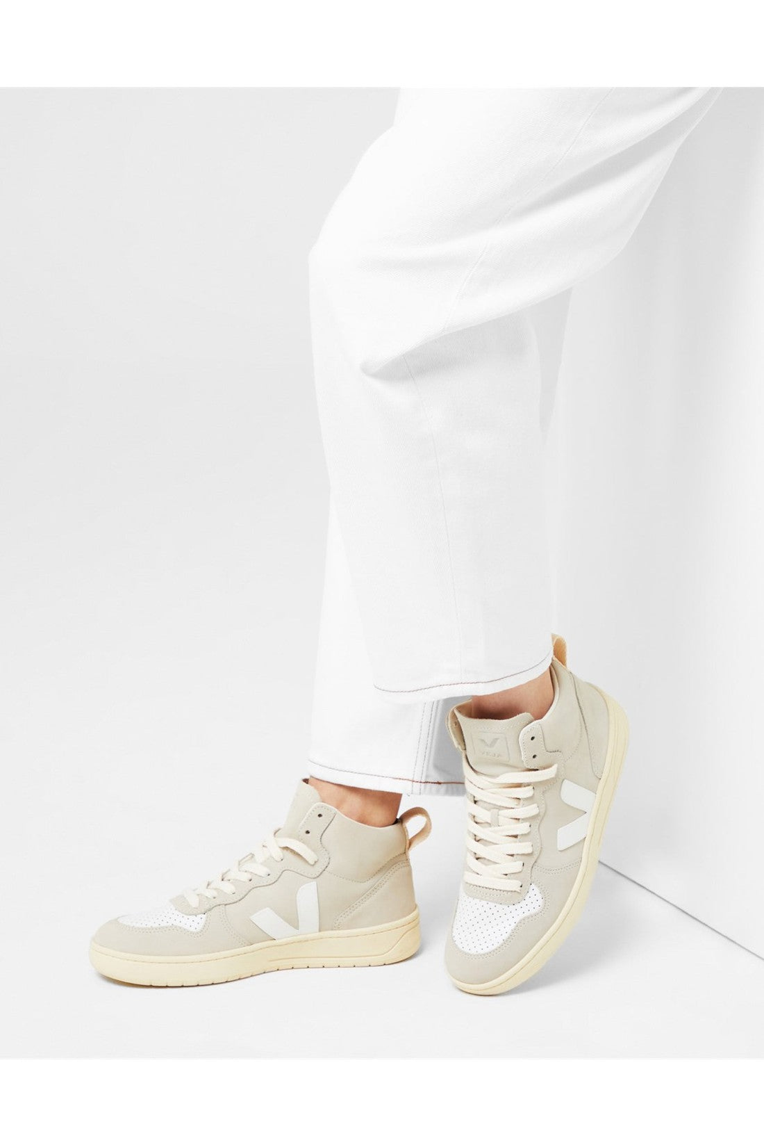 Veja-OUTLET-SALE-V-15 Nubuck Sneakers-ARCHIVIST