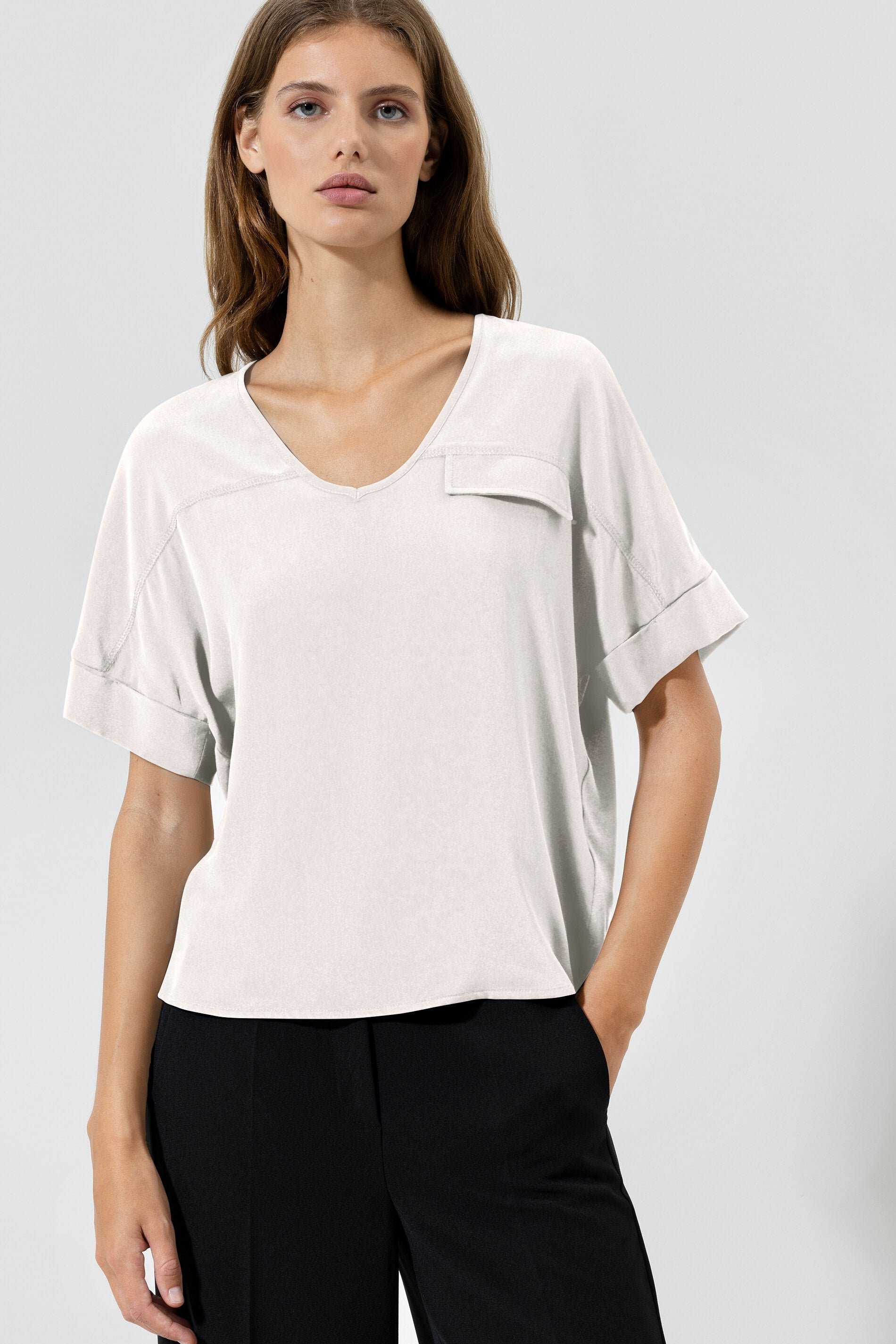 LUISA CERANO-OUTLET-SALE-V-Blusenshirt aus Seiden-Mix-Shirts-by-ARCHIVIST